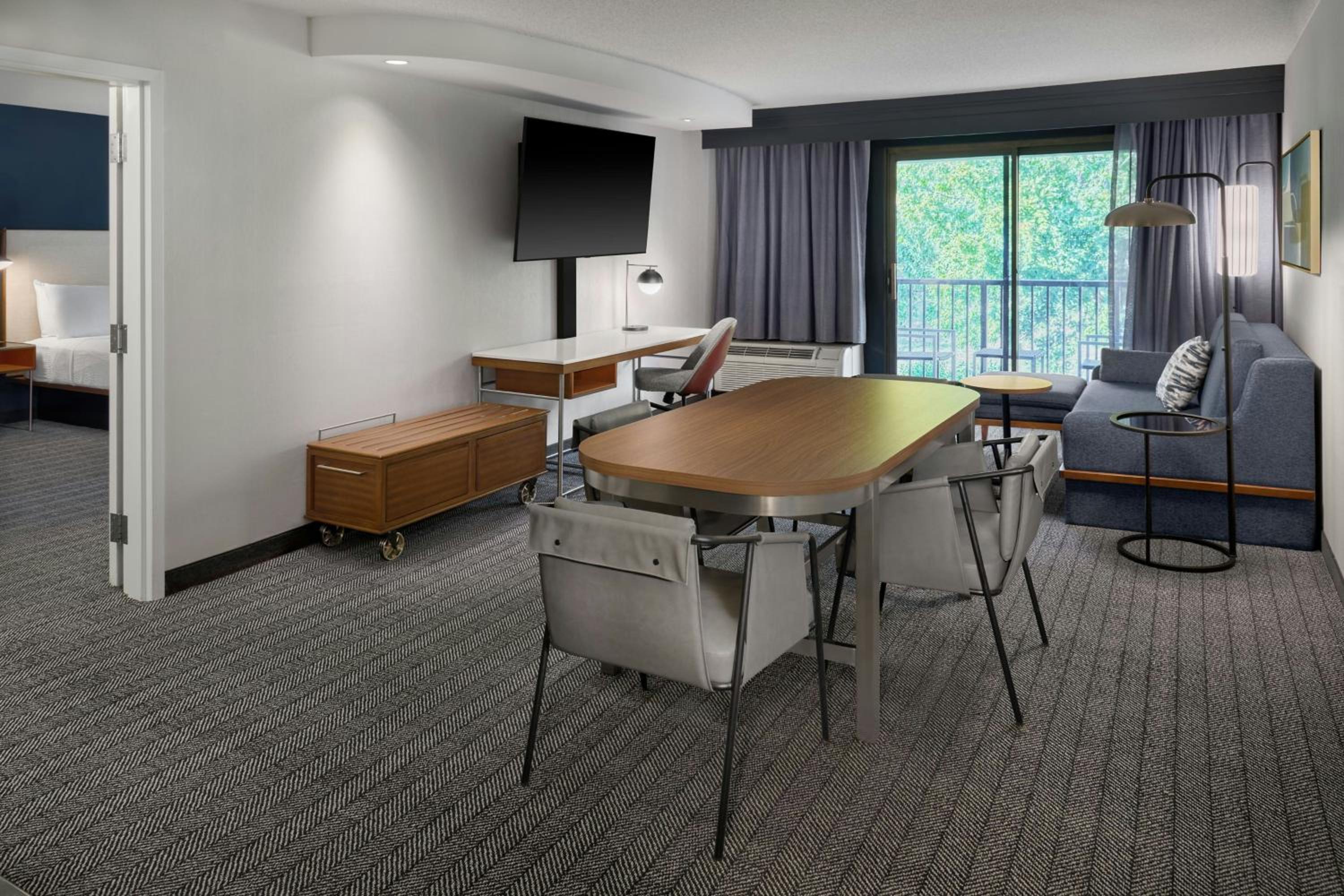 One-Bedroom King Suite with Sofa Bed - Hearing Accessible