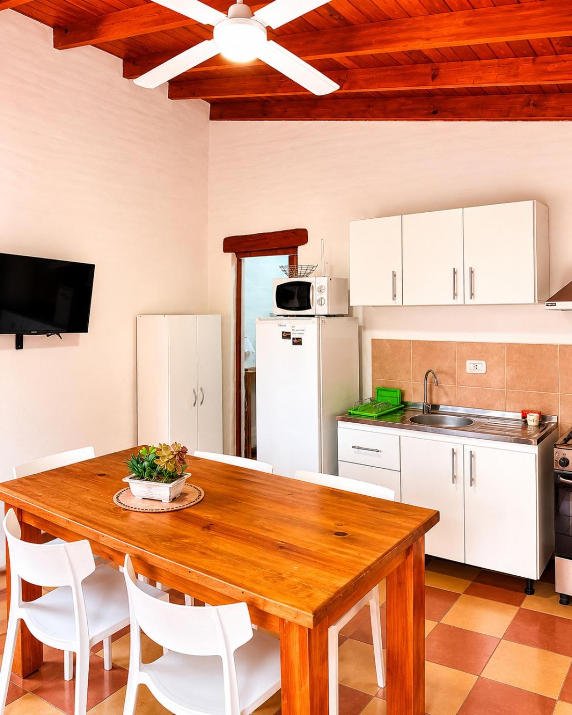 Apartment with Mountain View photo 3
