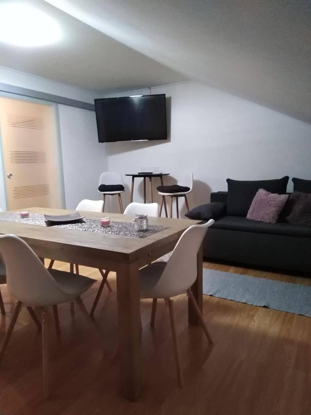 Deluxe Apartment photo 1