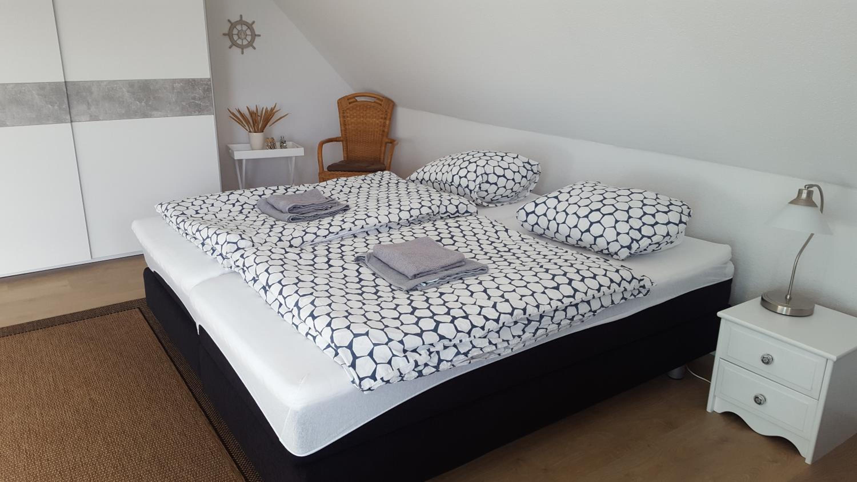 Deluxe Single Room with Balcony photo 2