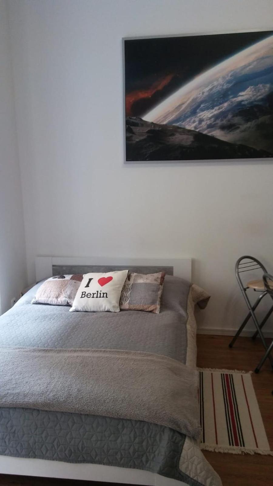 Studio Apartment photo 1