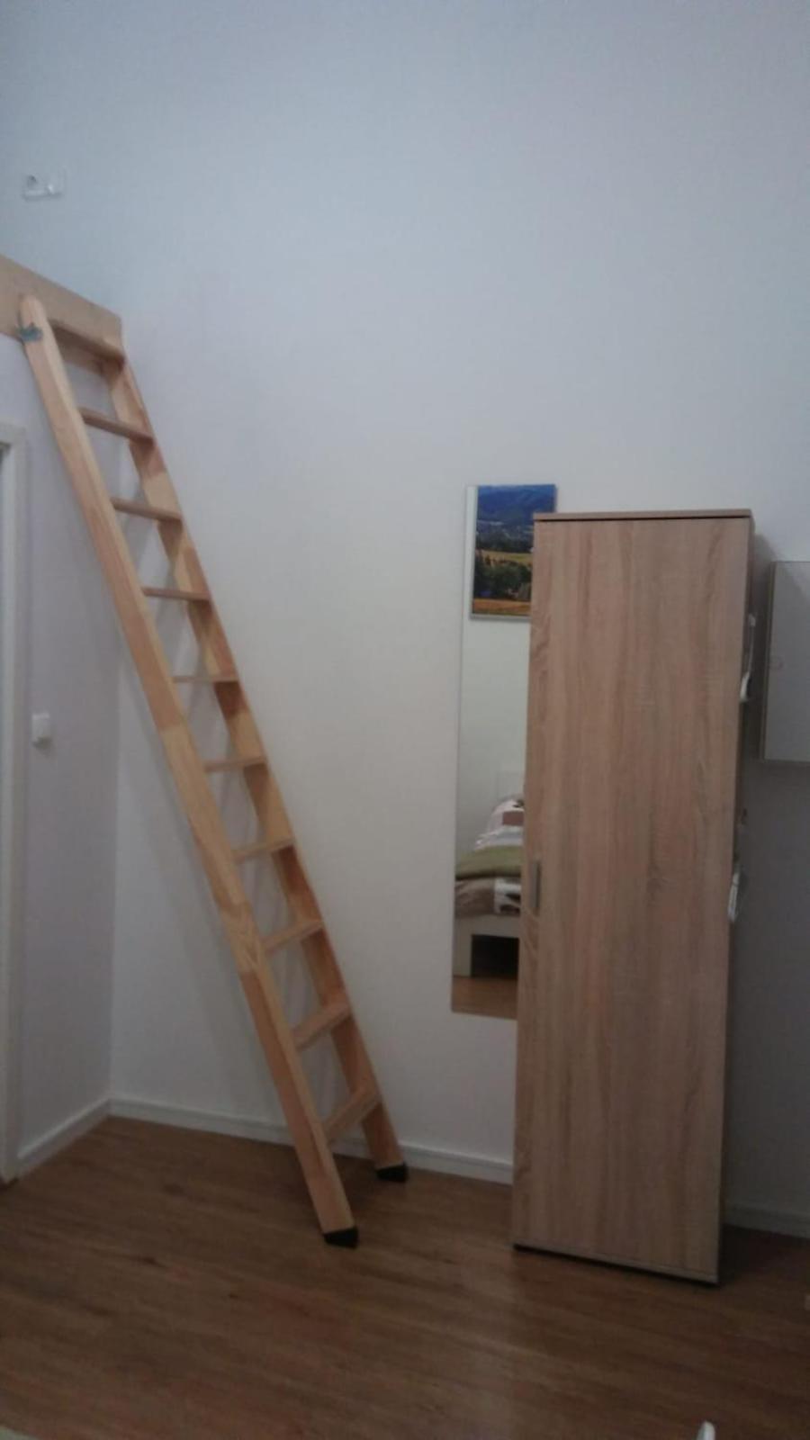 One-Bedroom Apartment photo 3