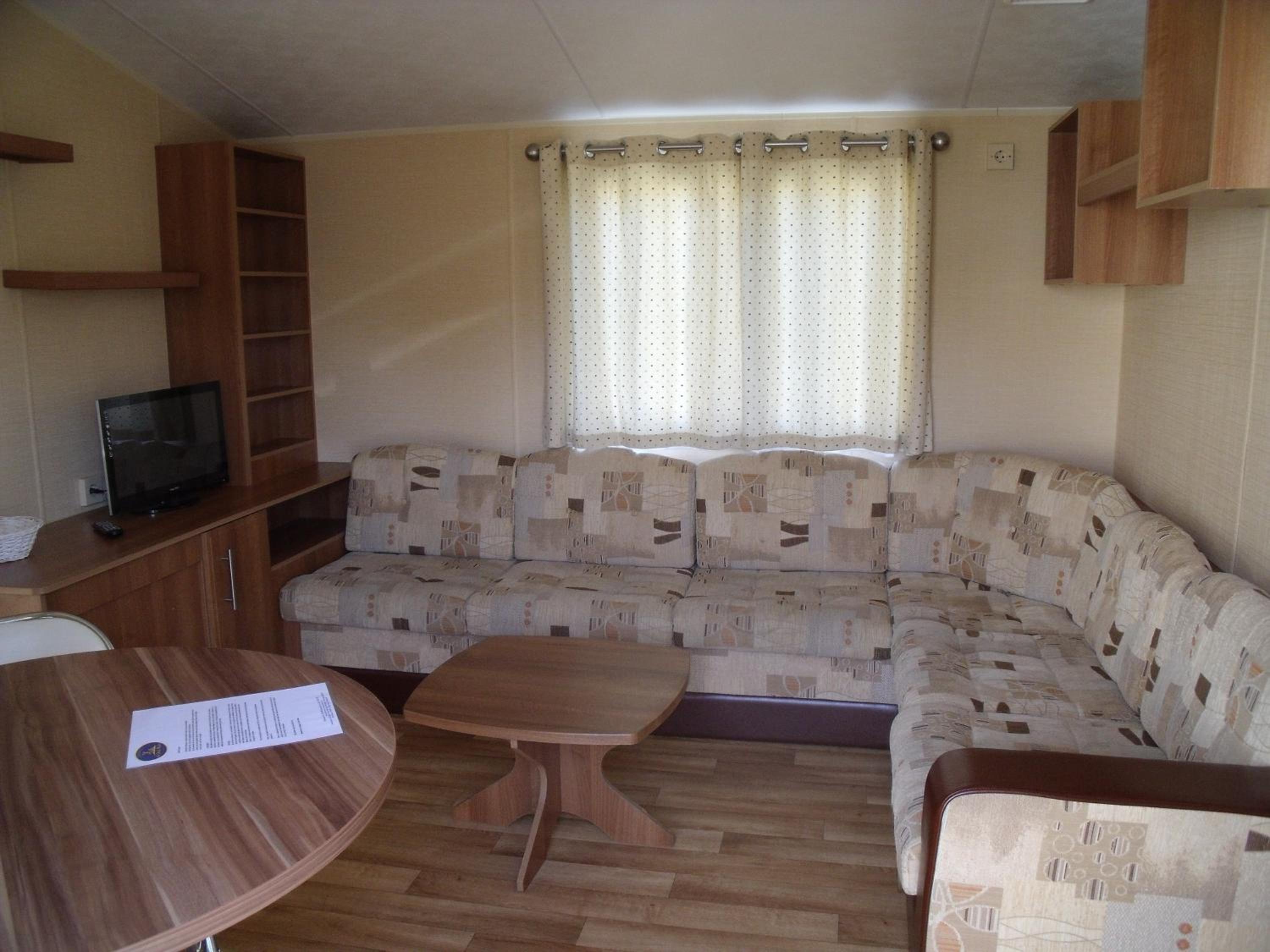 Mobile Home photo 1