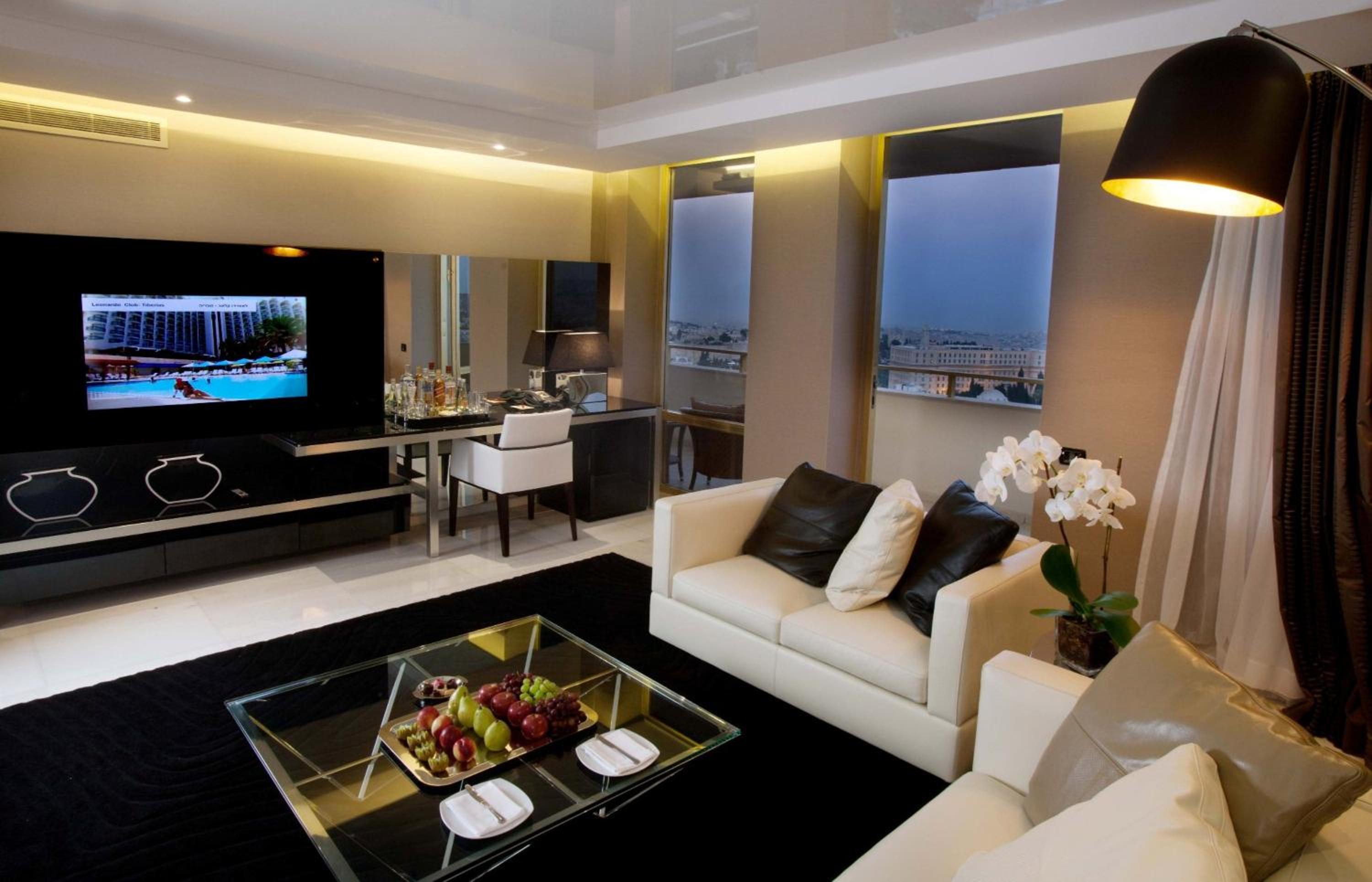 King Solomon Executive Suite - Photo 1