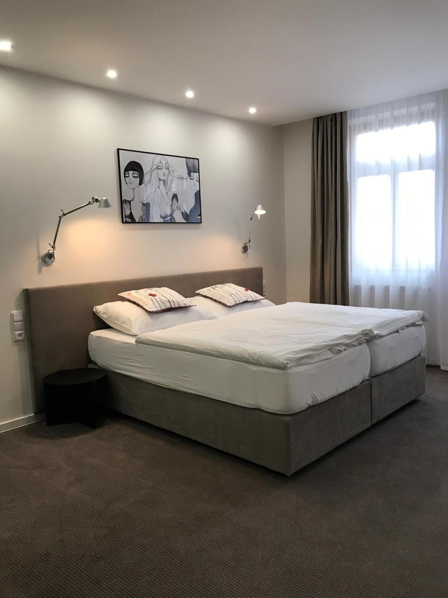 Comfort Business Double Room with Courtyard View - Photo 14