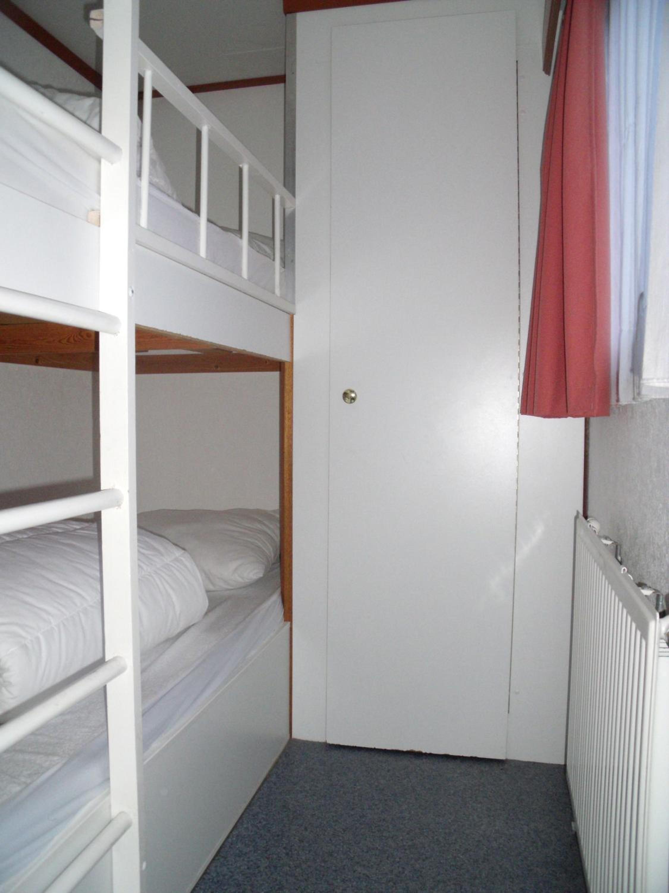 Chalet (6 Adults) photo 1