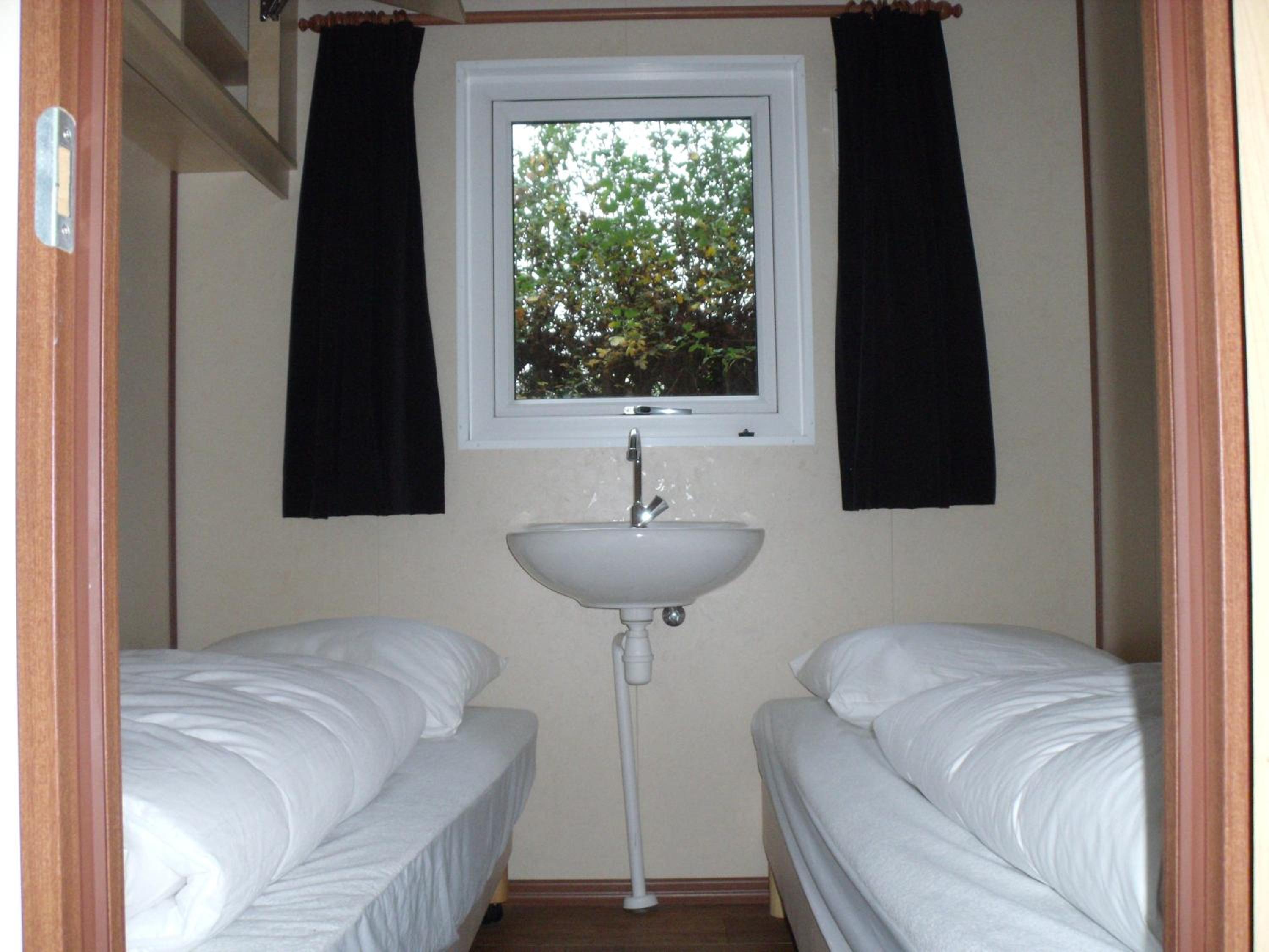Chalet (8 Adults) photo 1