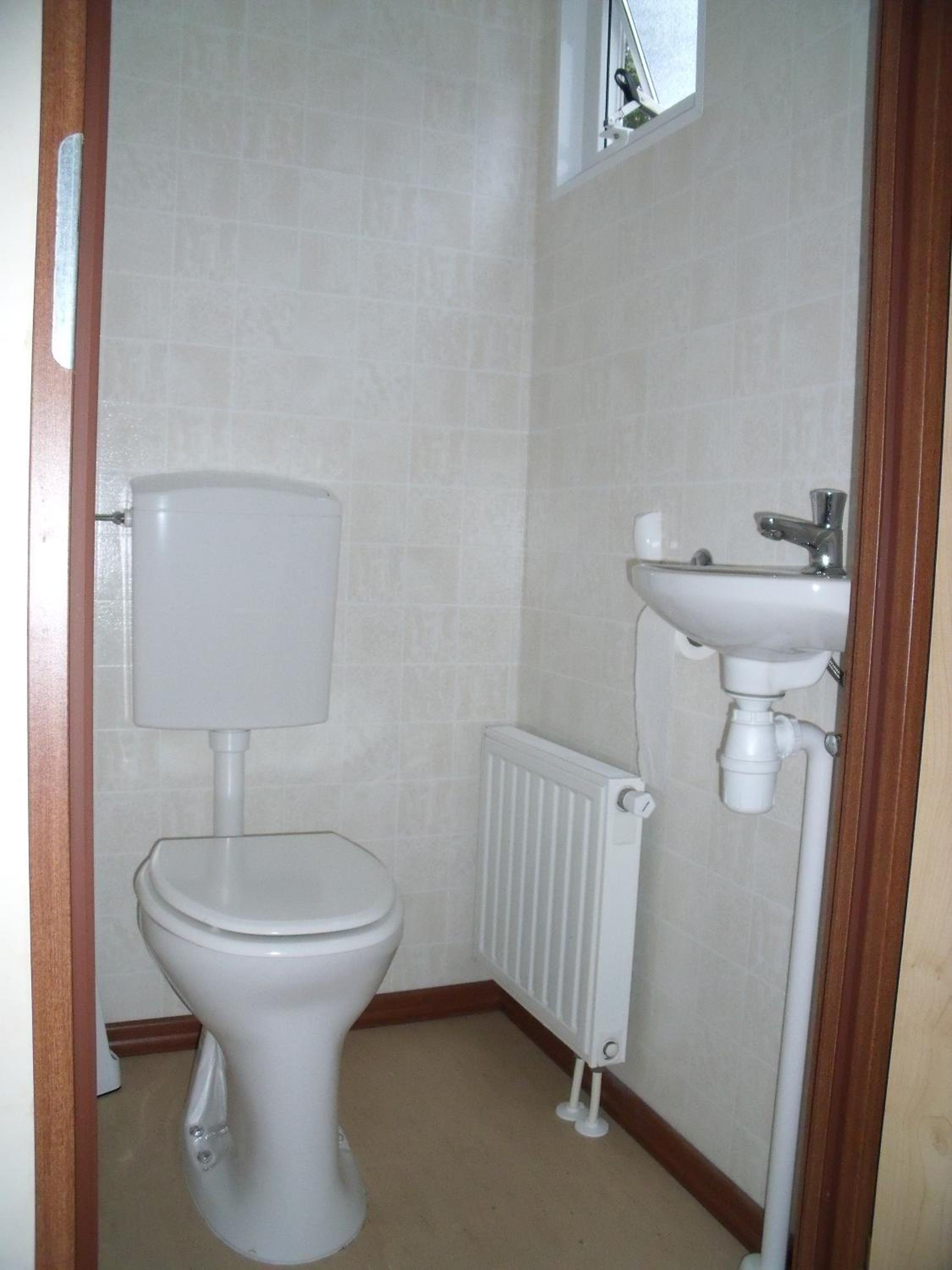 Chalet (8 Adults) photo 3