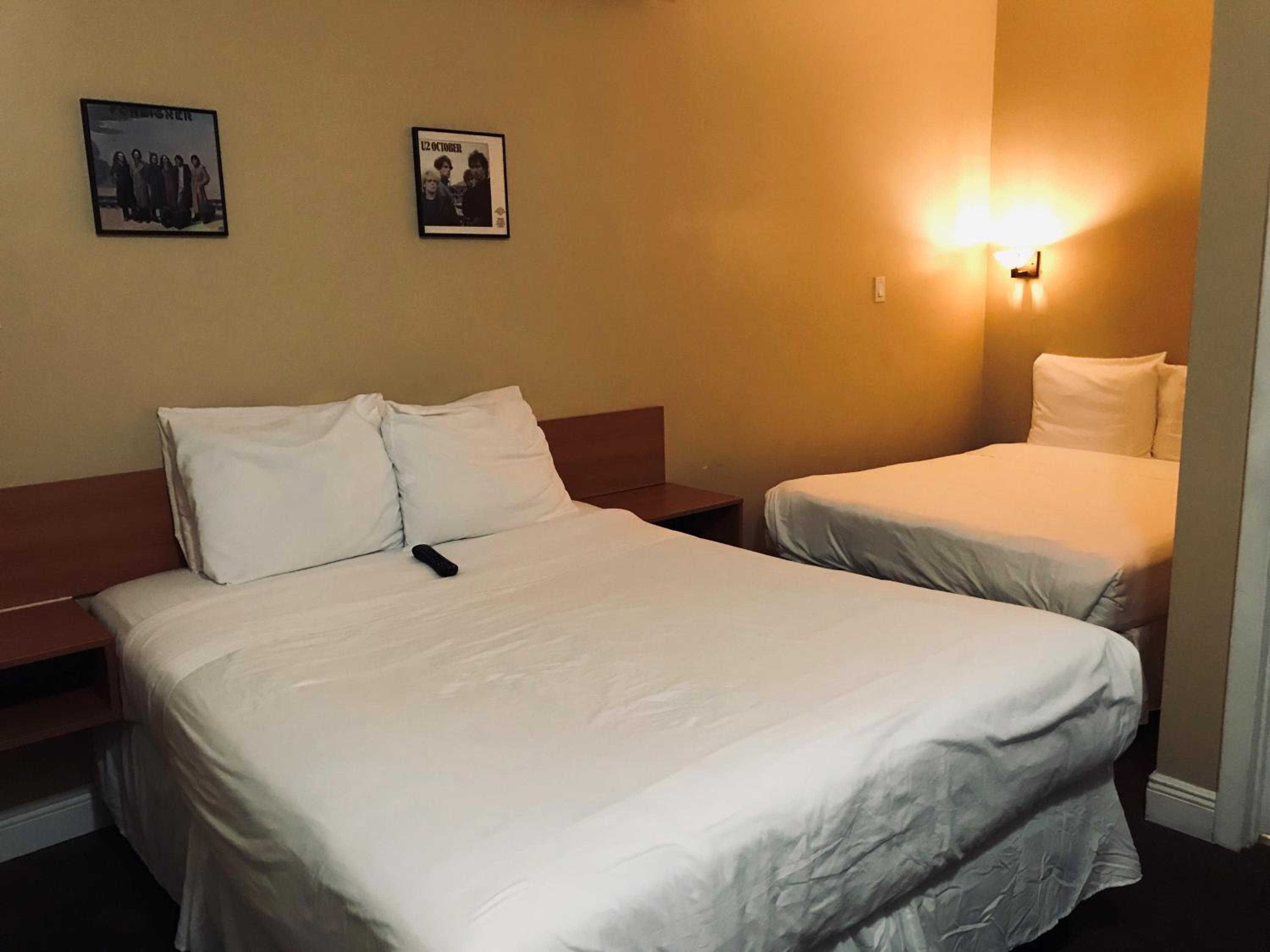 Double Room - Photo 2
