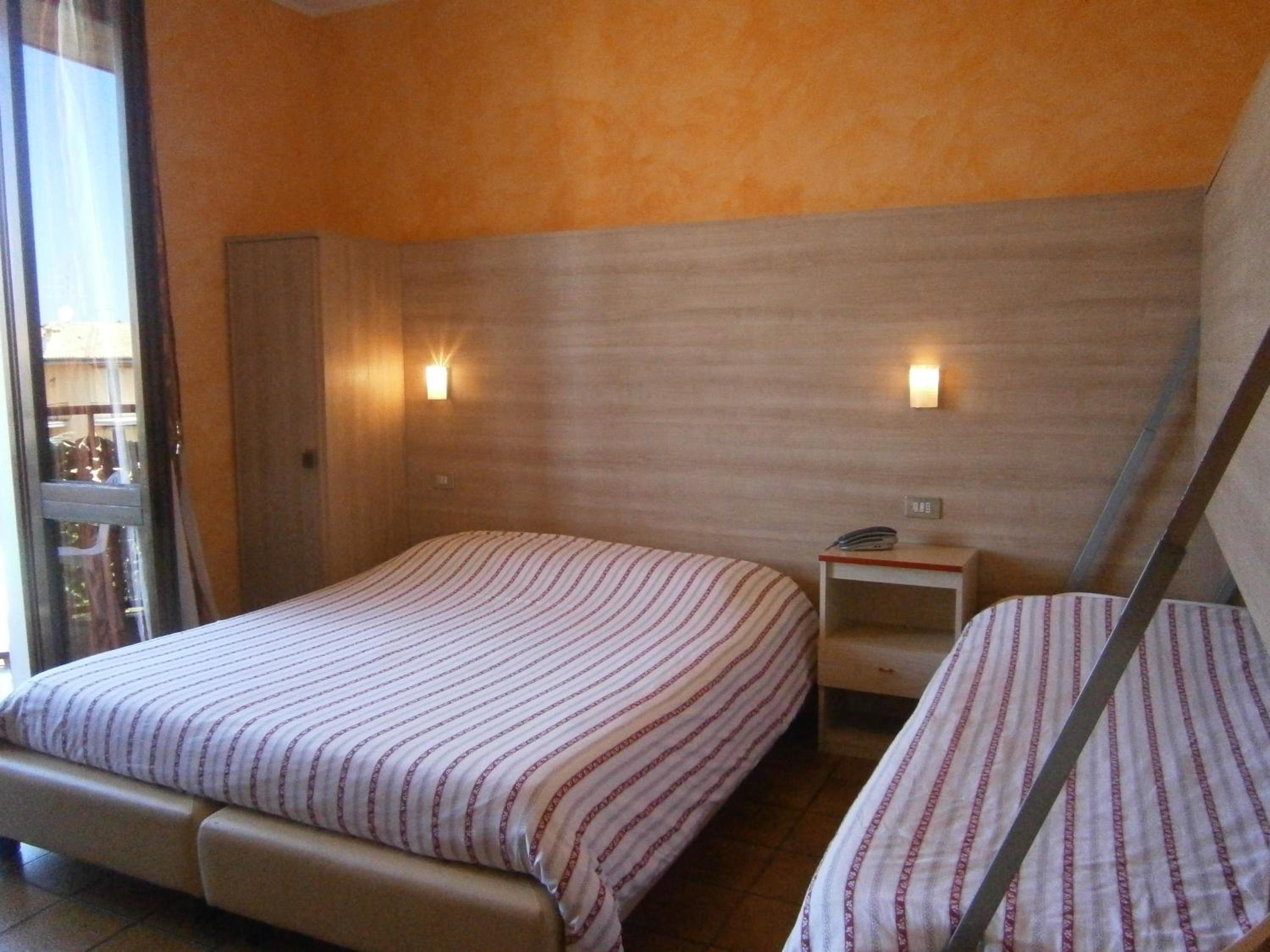 Triple Room with Balcony photo 1