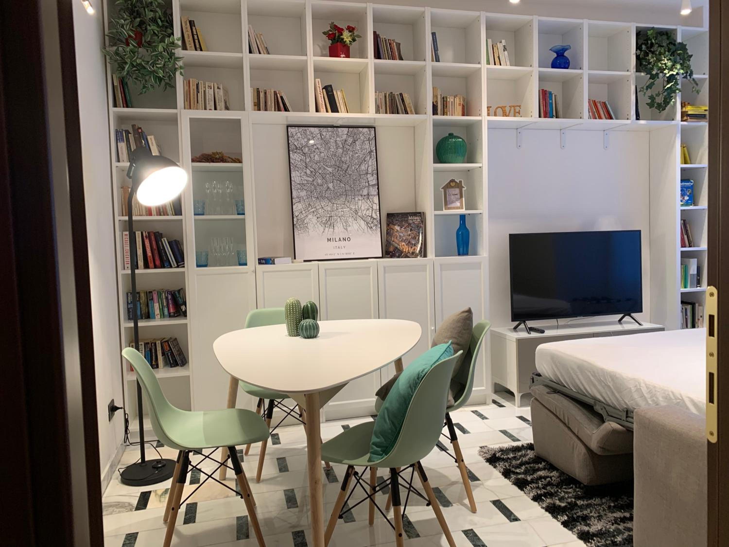 One-Bedroom Apartment