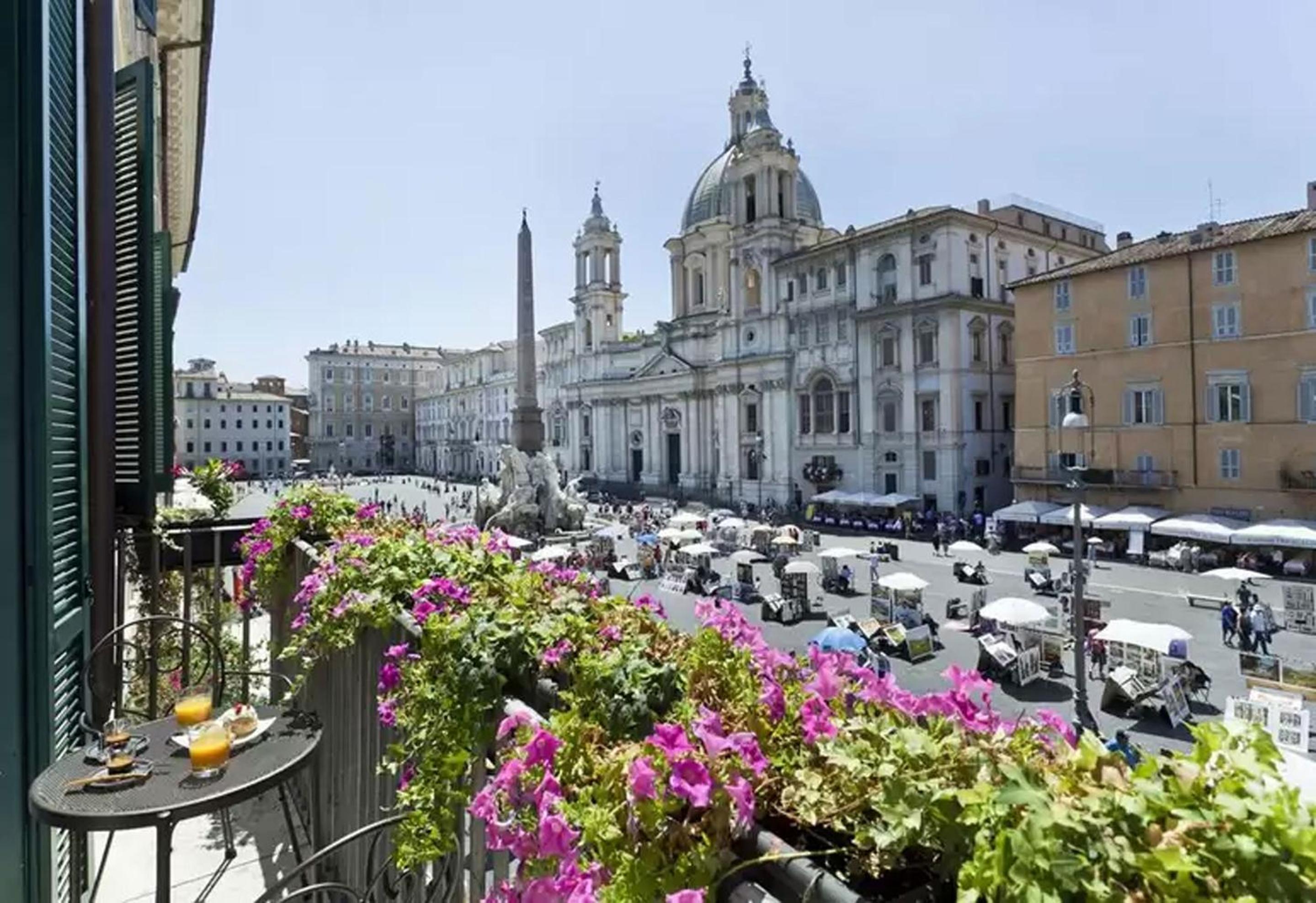 Suite with City View photo 3