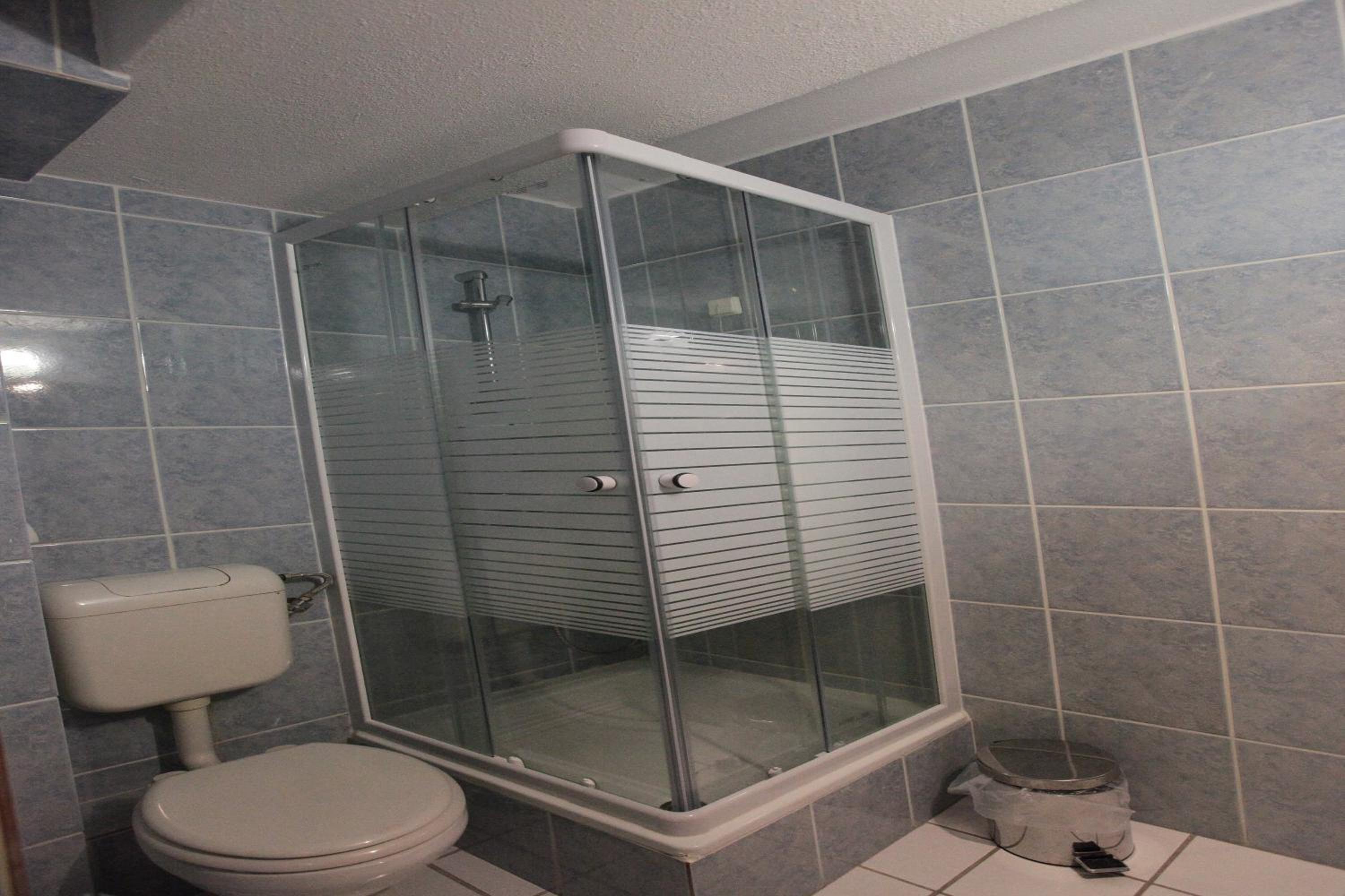 Triple Room with Balcony - Photo 10