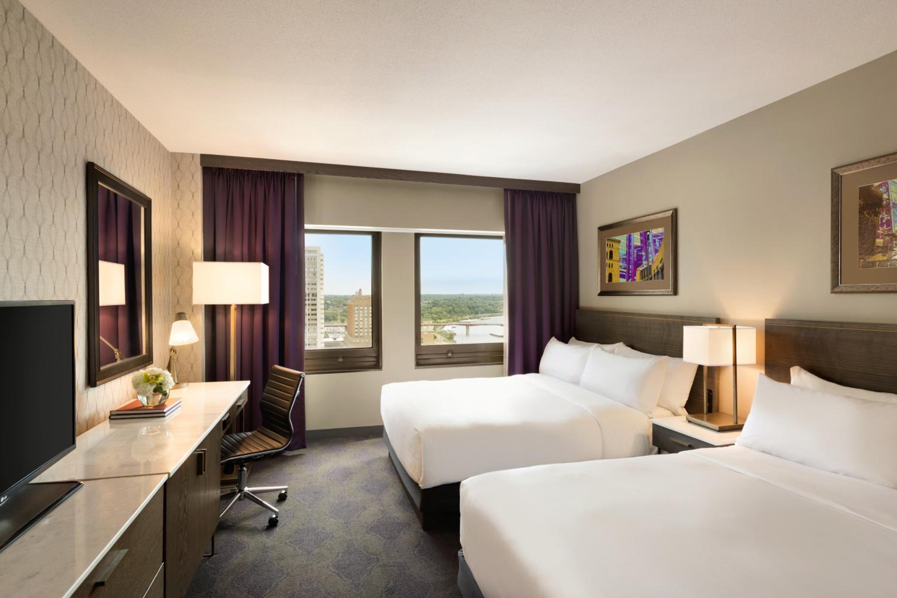 Business Room with Two Queen Beds