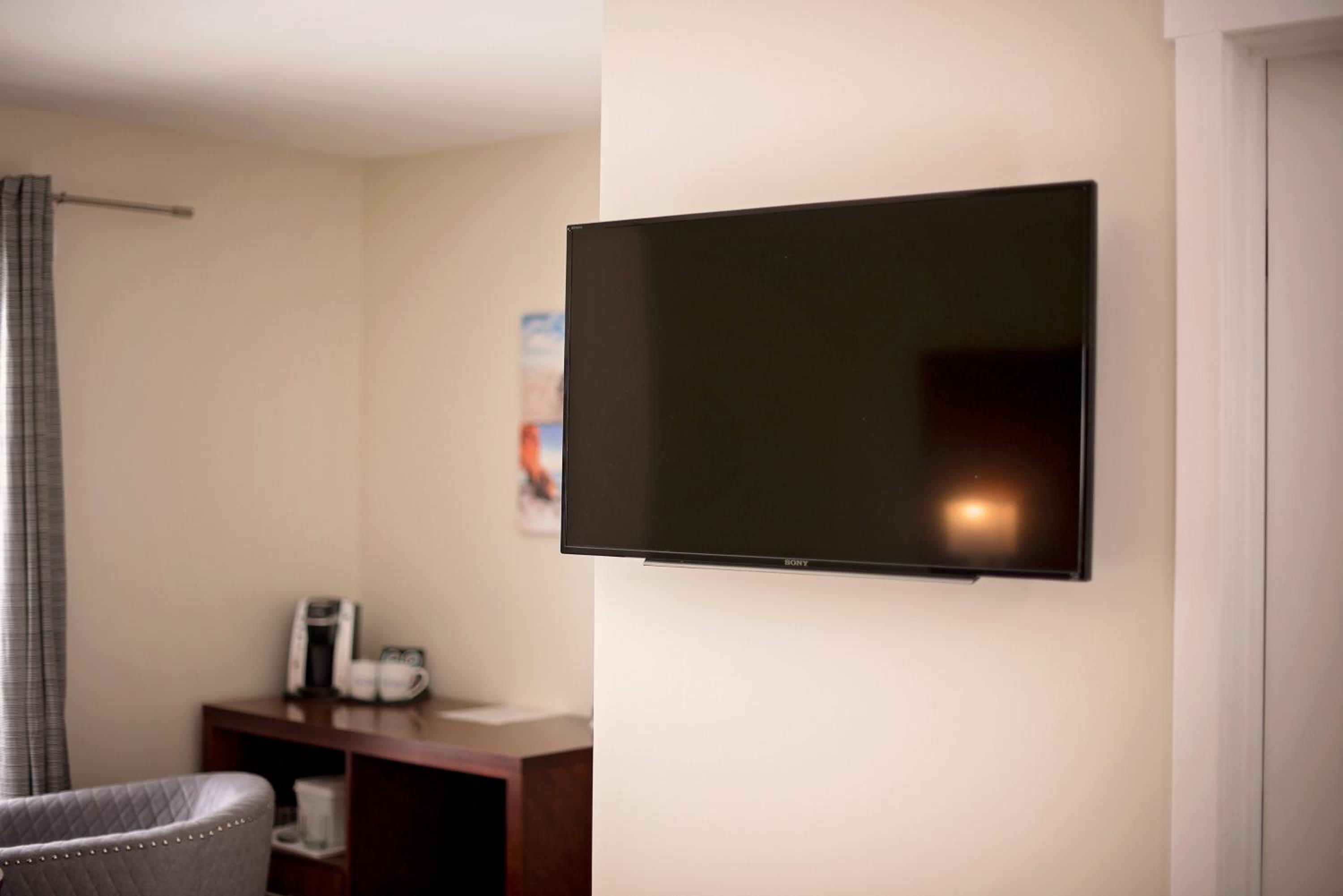 Standard Queen Room photo 1