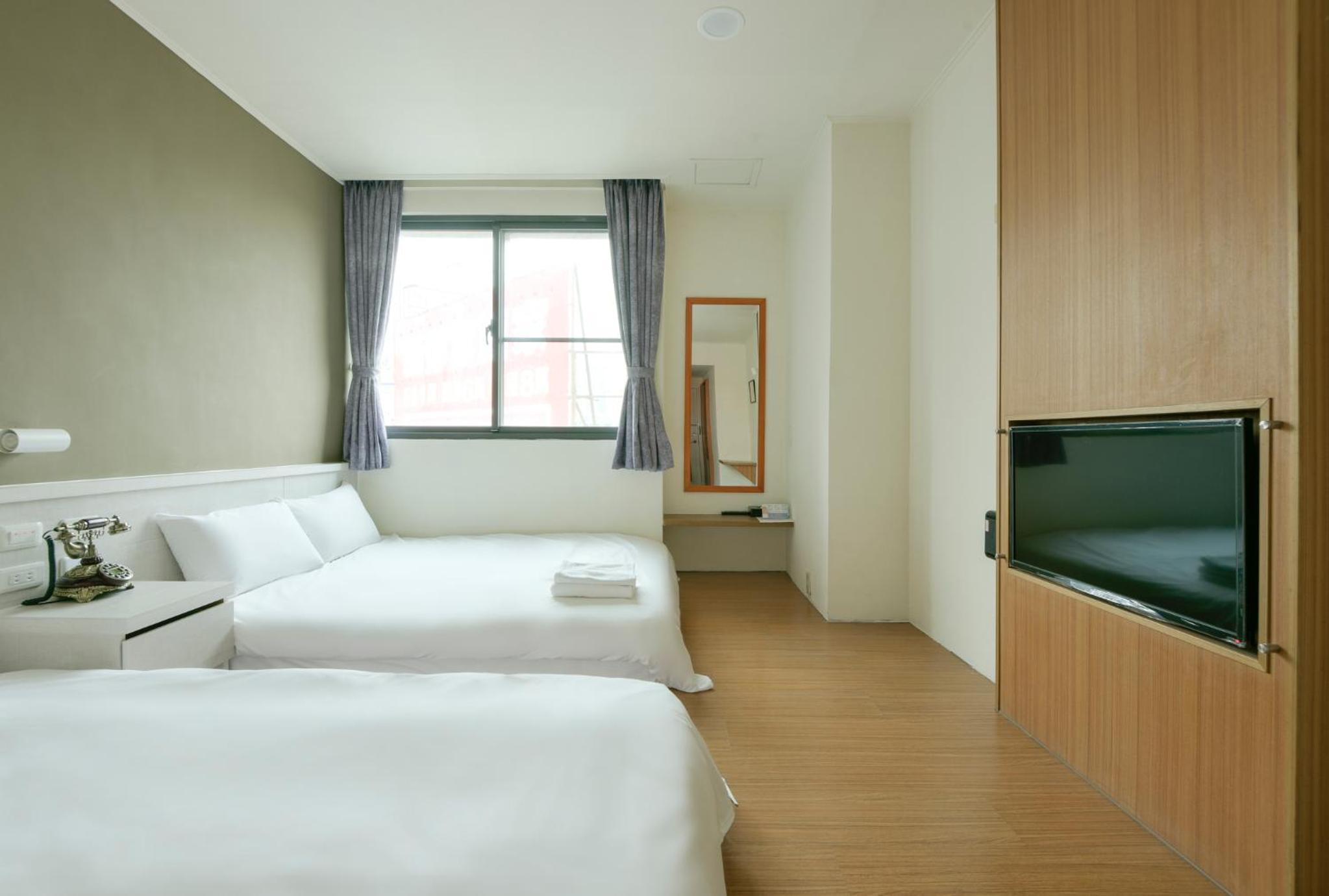 Deluxe Quadruple Room photo 2