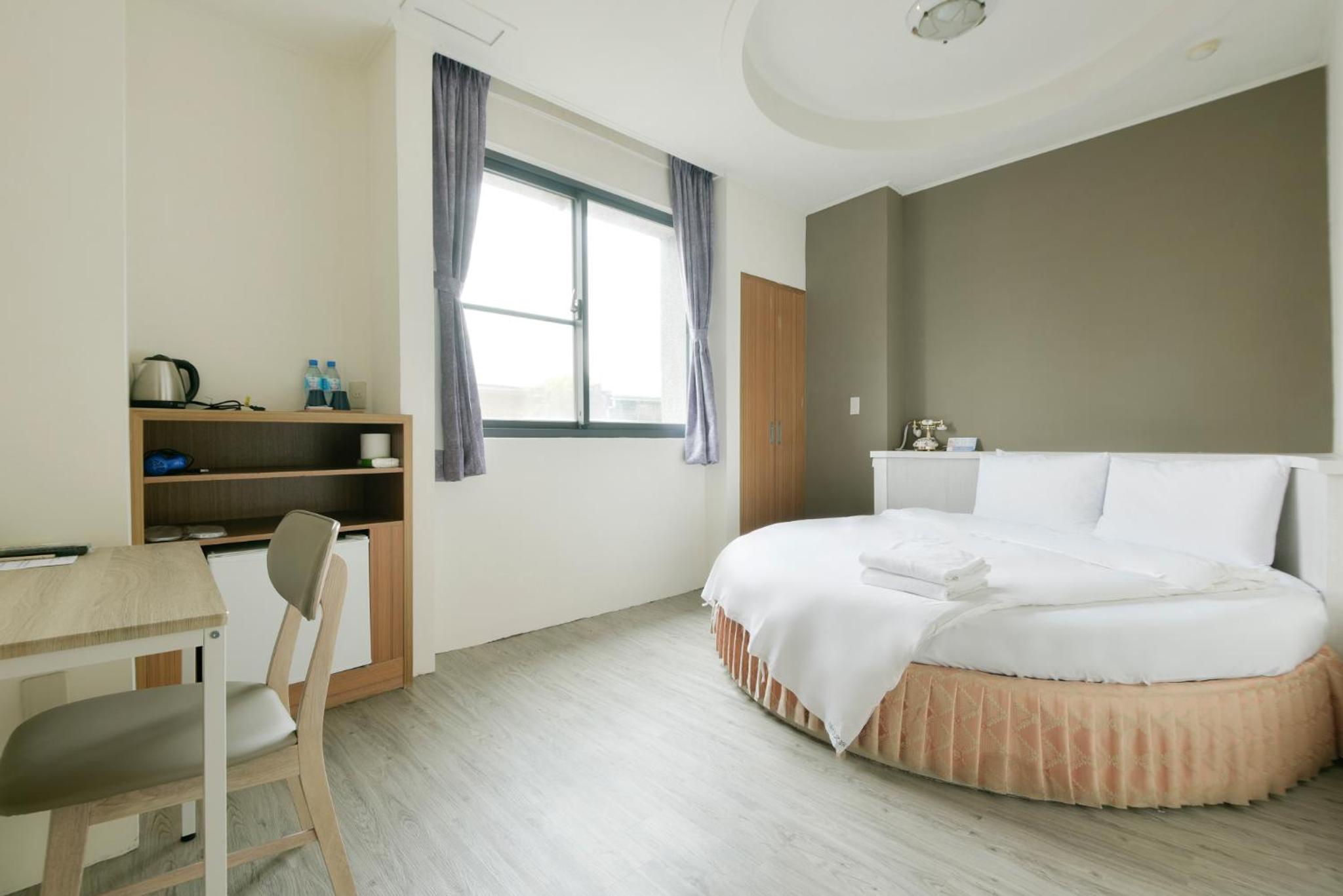 Queen Room