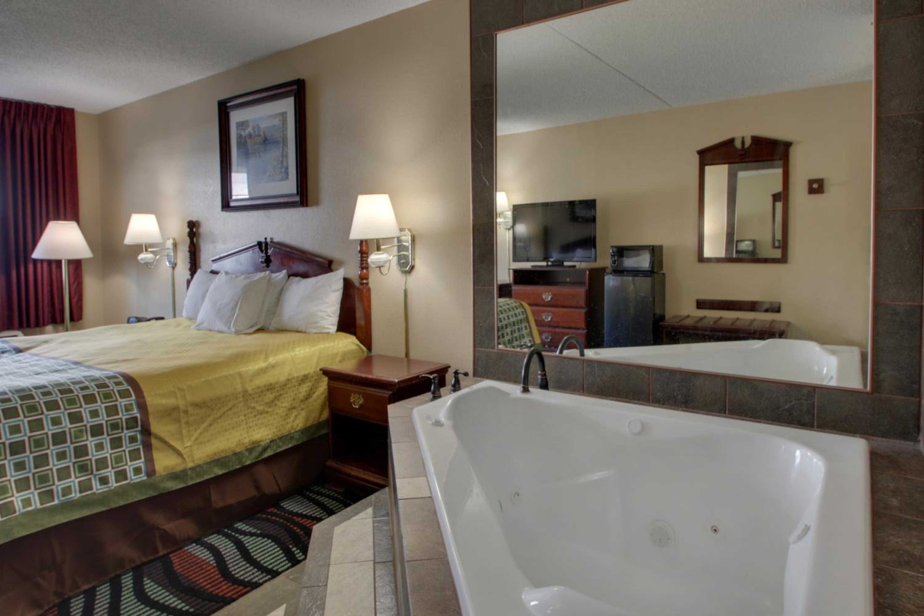  Plush King Bed with Jacuzzi (Ground Level) - Photo 7