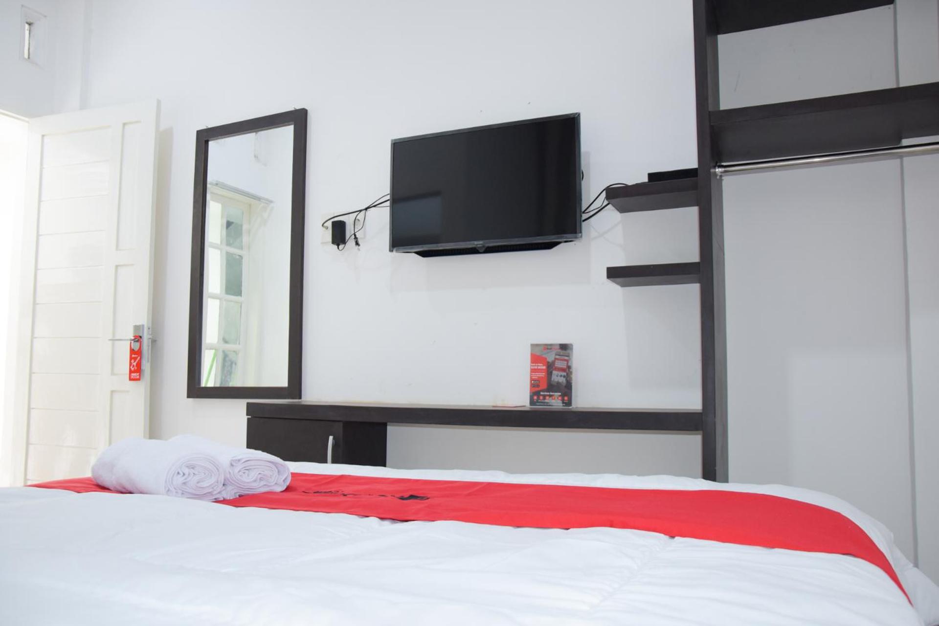 Double Room - Photo 2