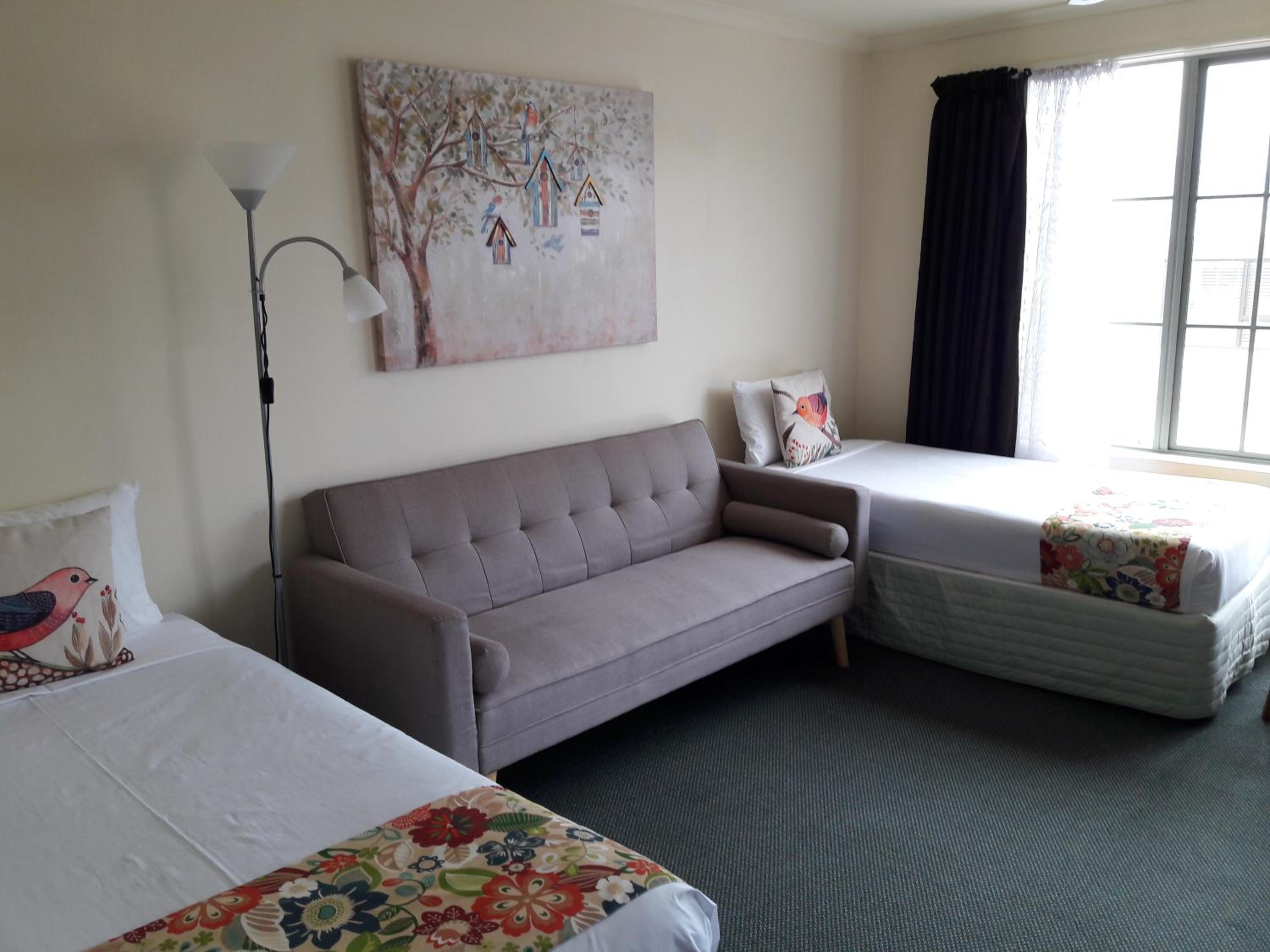 Two-Bedroom Apartment - Photo 4