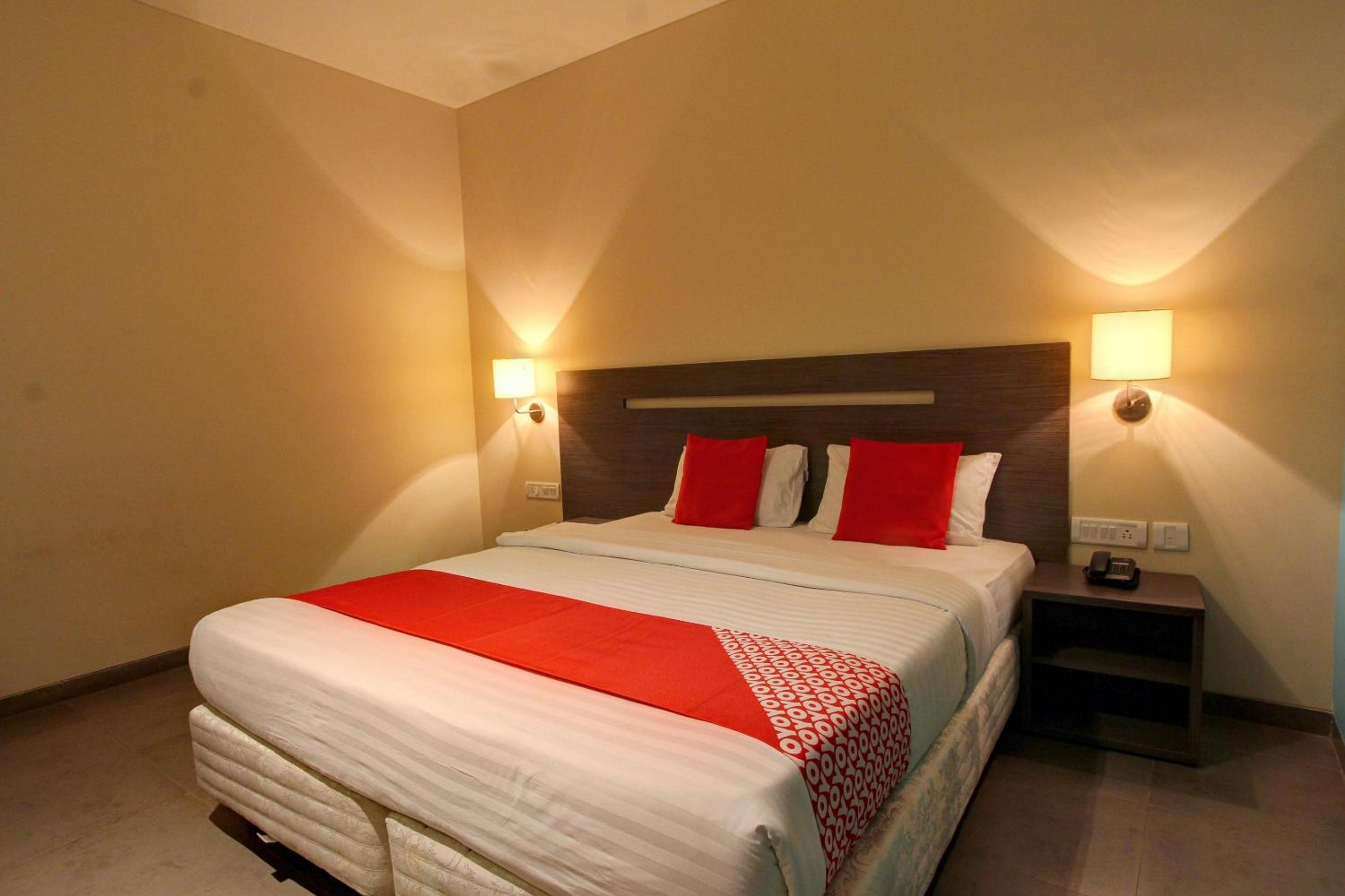 Standard Double or Twin Room photo 3