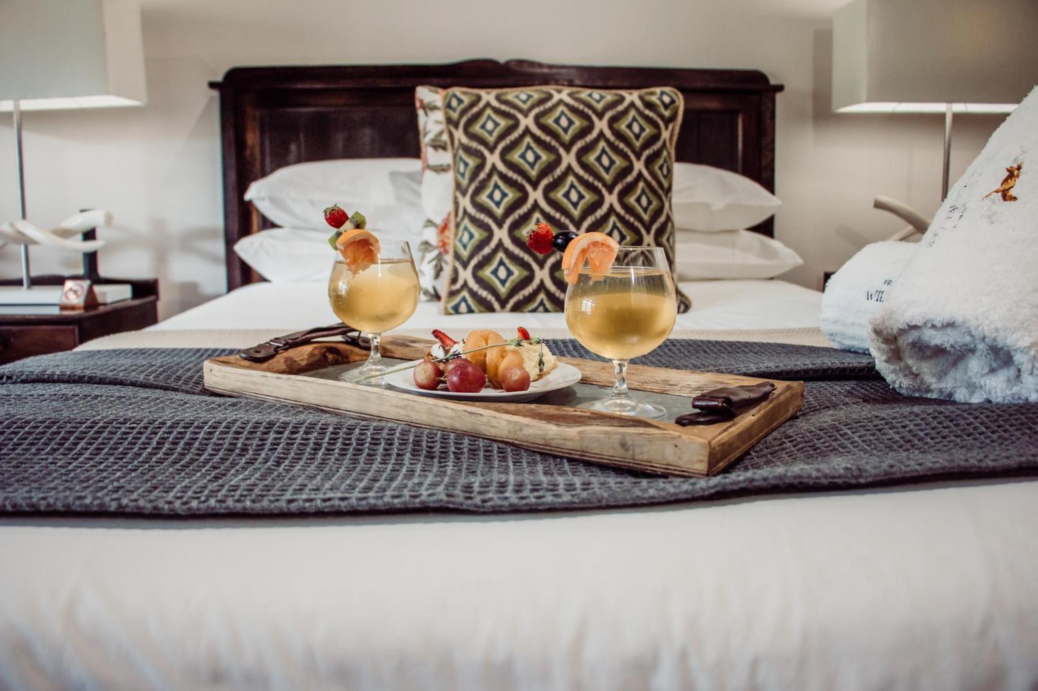 Deluxe Double or Twin Room with Mountain View - Photo 6