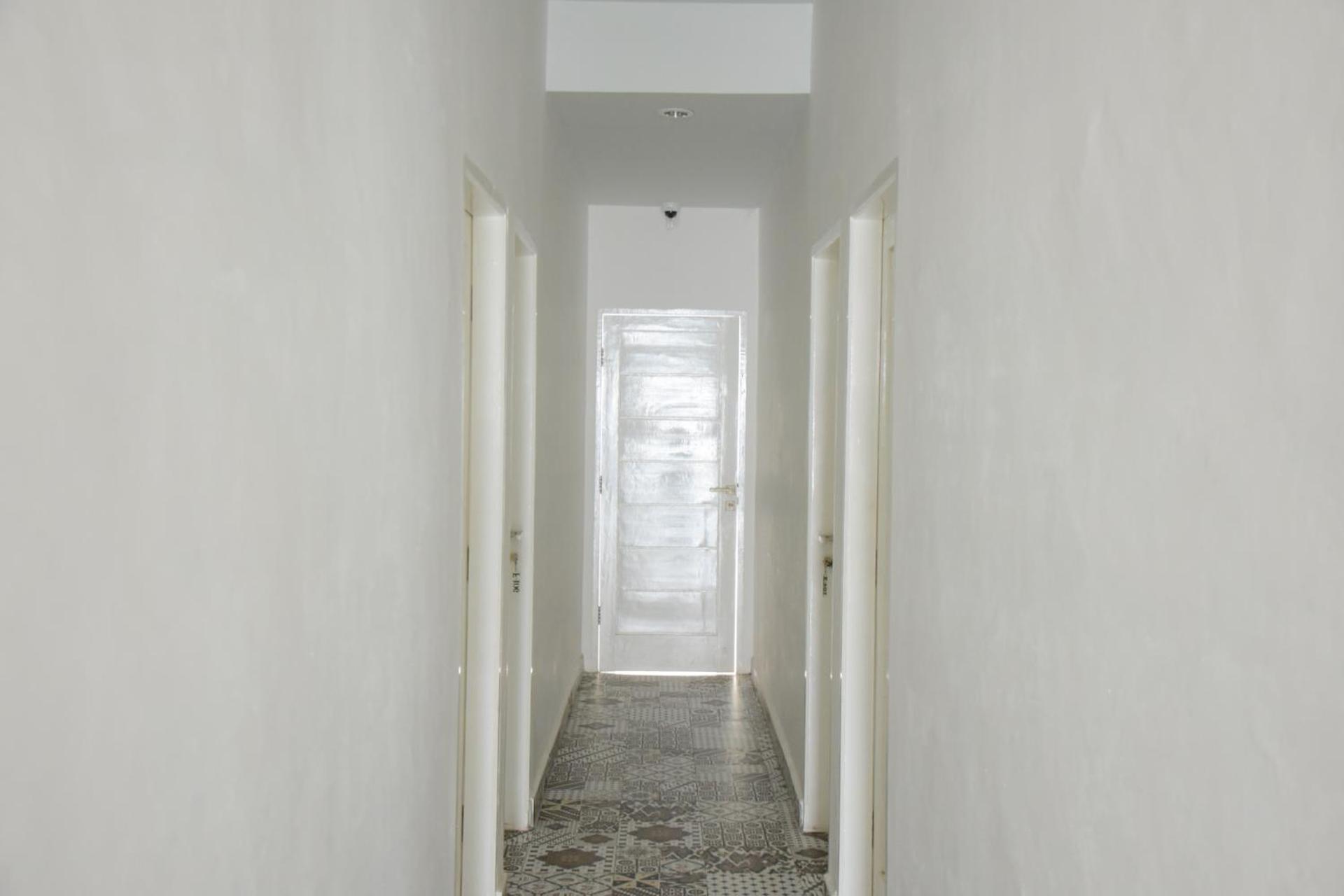 Double Room - Photo 16