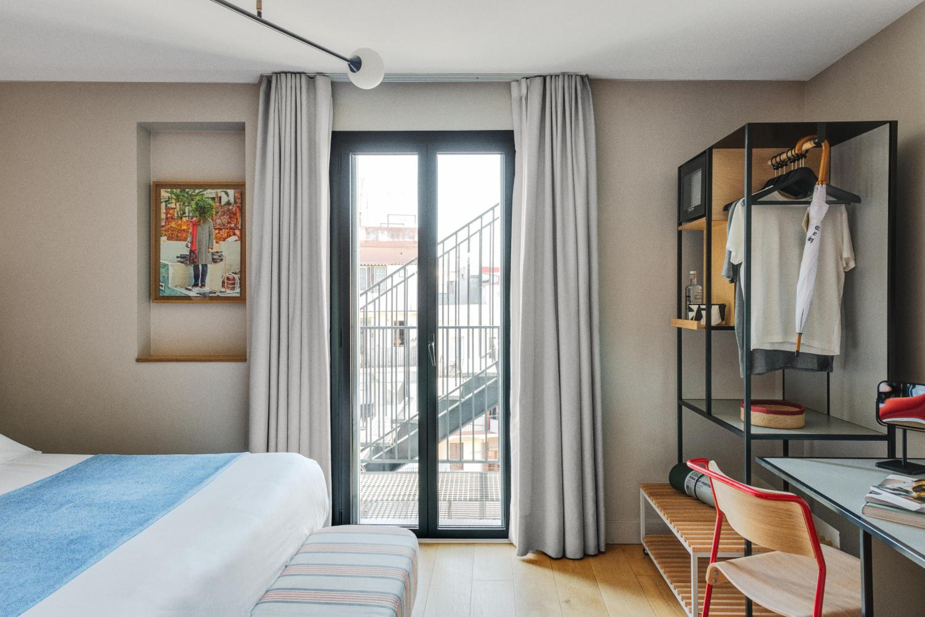 Standard Double Room with Pool View photo 3