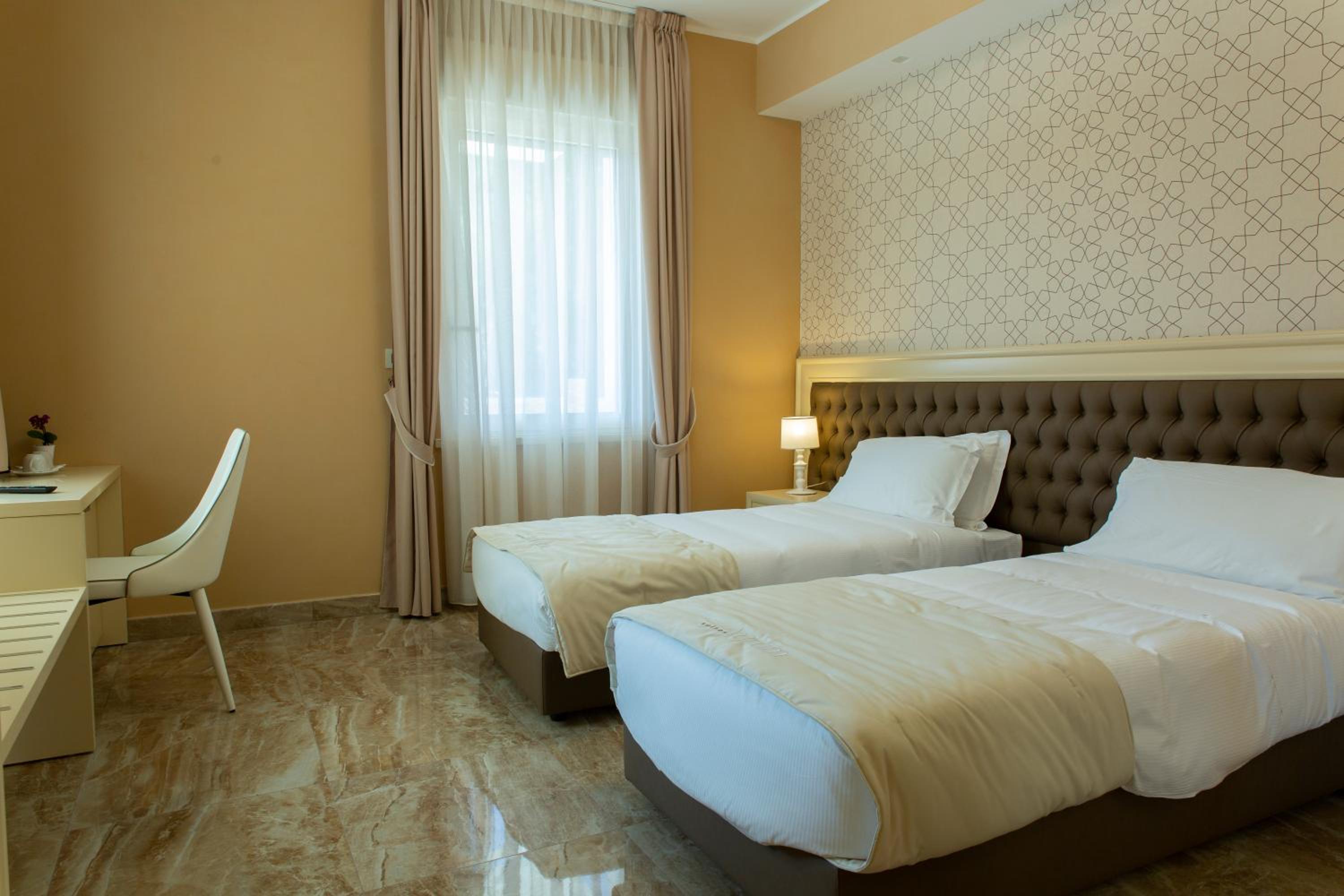 Twin Room with Garden View - Photo 1