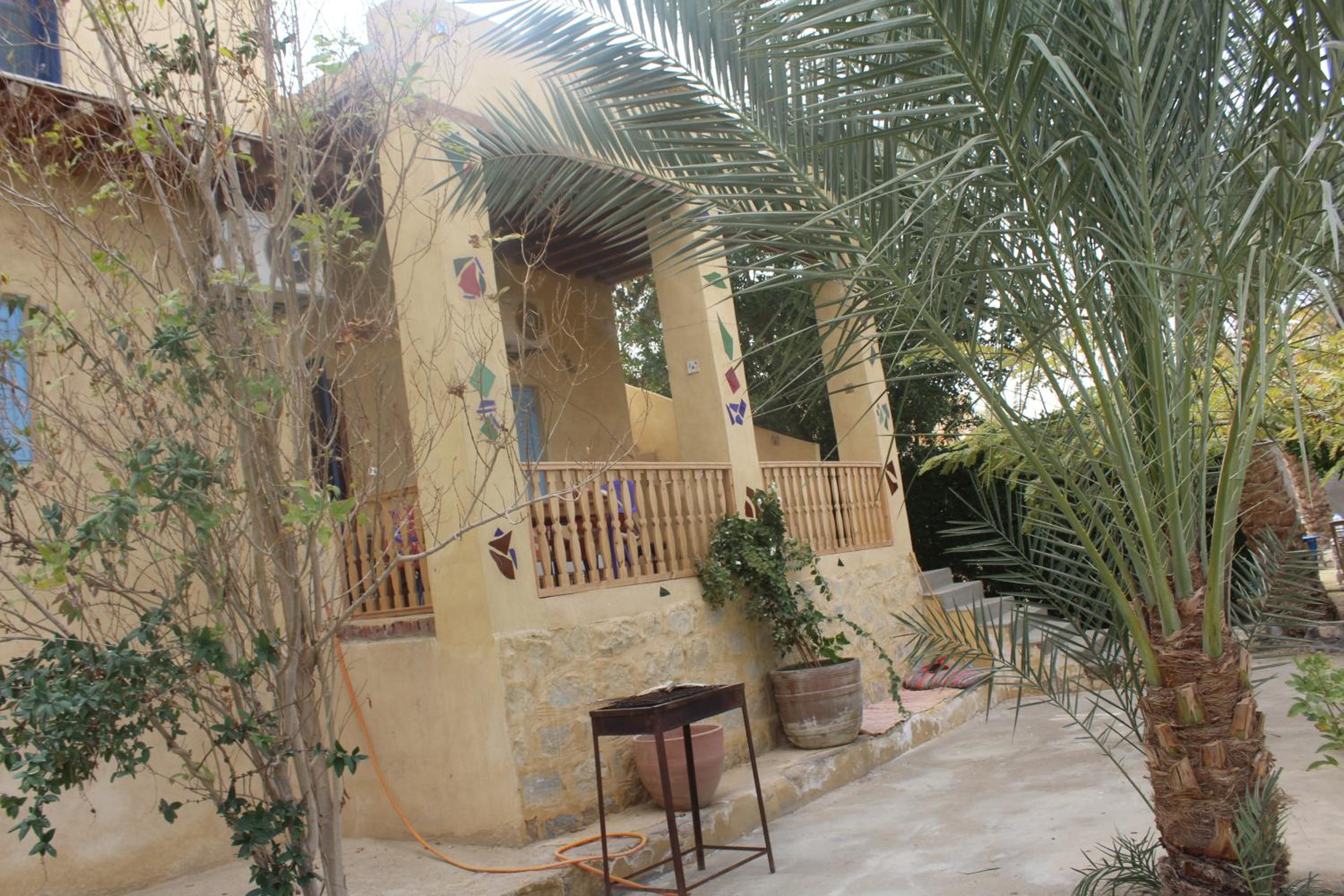 Three-Bedroom Villa - Photo 5