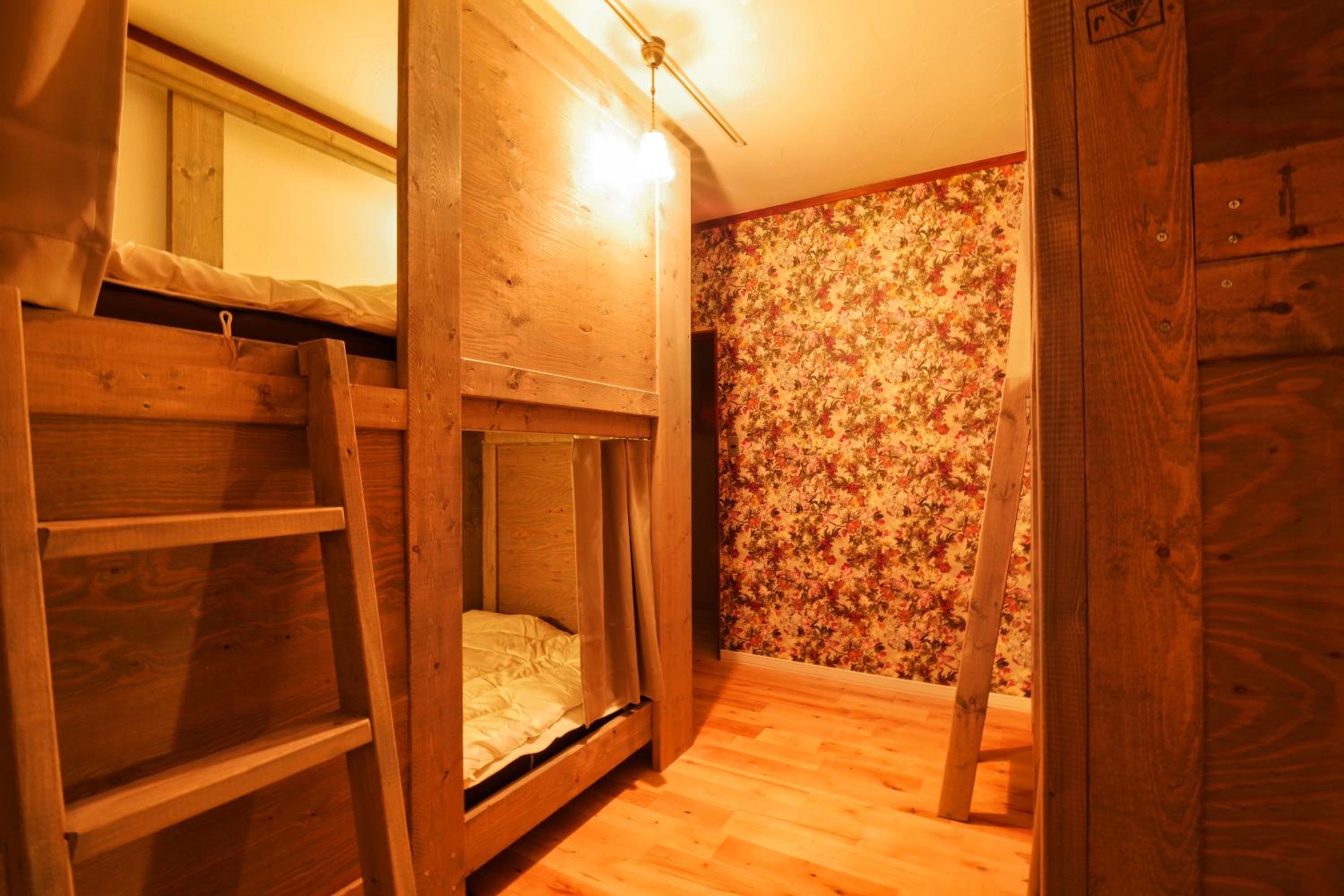 【Woman Only】Bunk Bed in Female Dormitory Room-Annex - Non-Smoking photo 1