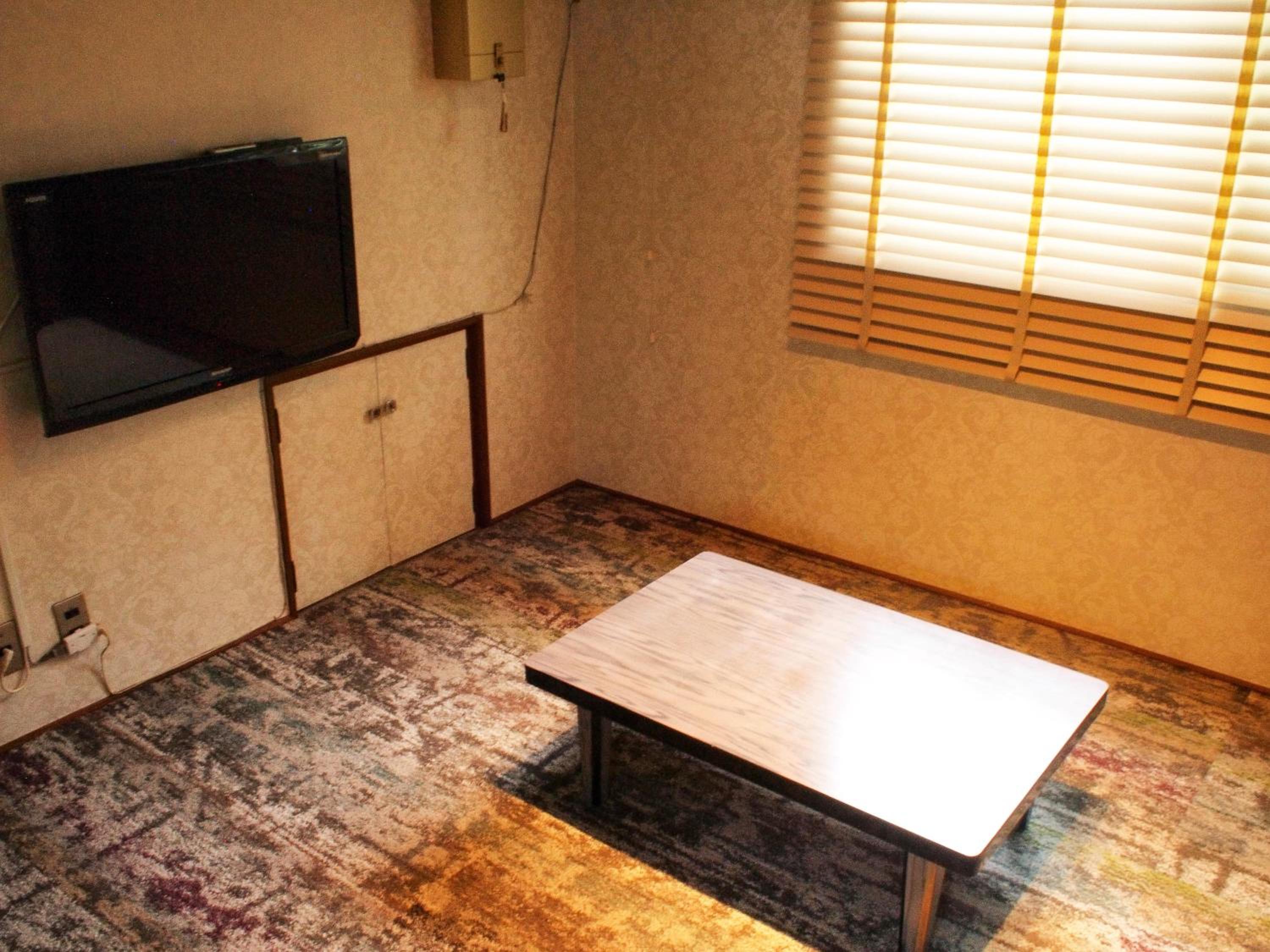 Economy Triple Room with Shared Bathroom-Annex - Non-Smoking photo 1