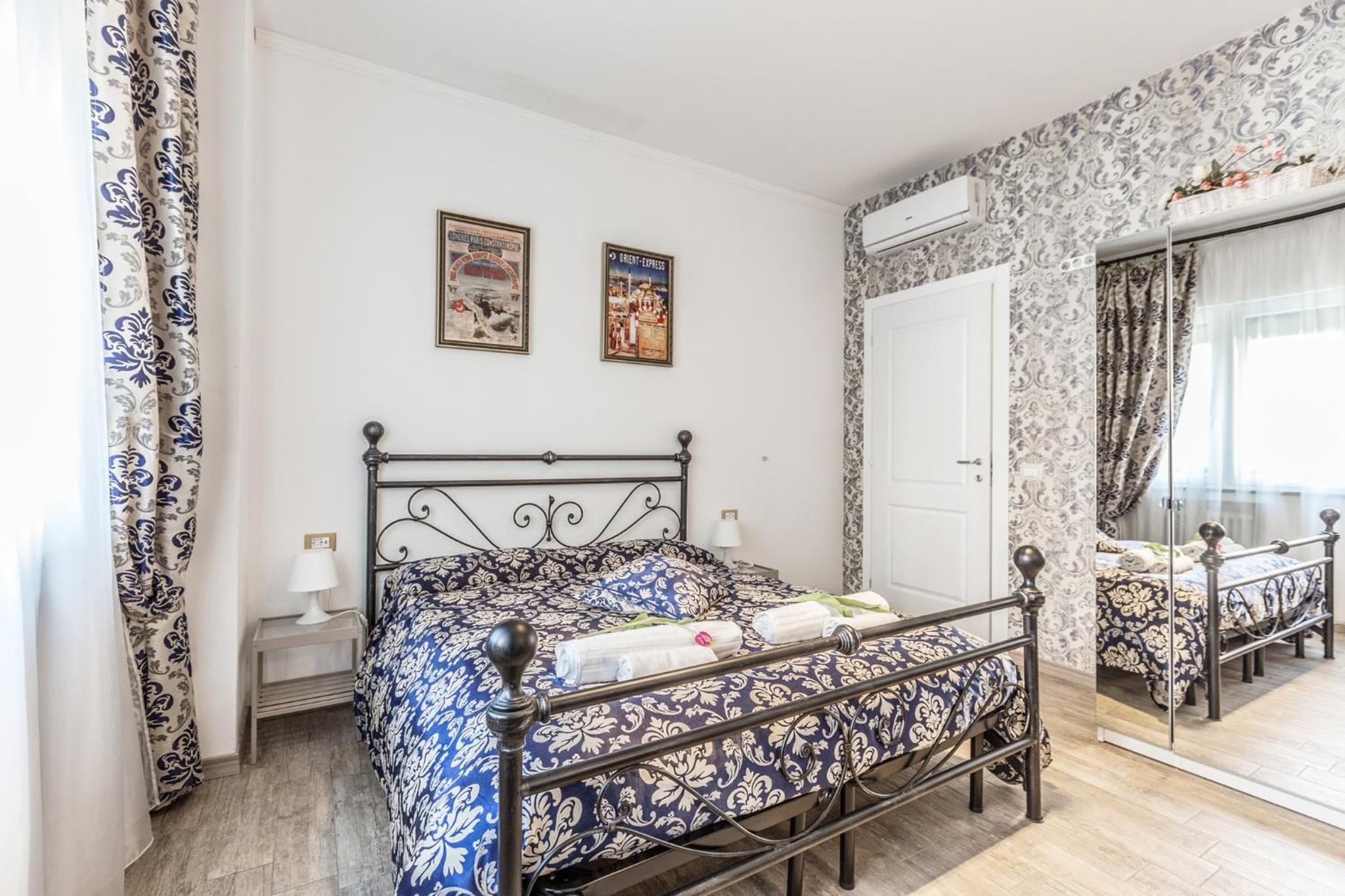 Triple Room with Private External Bathroom