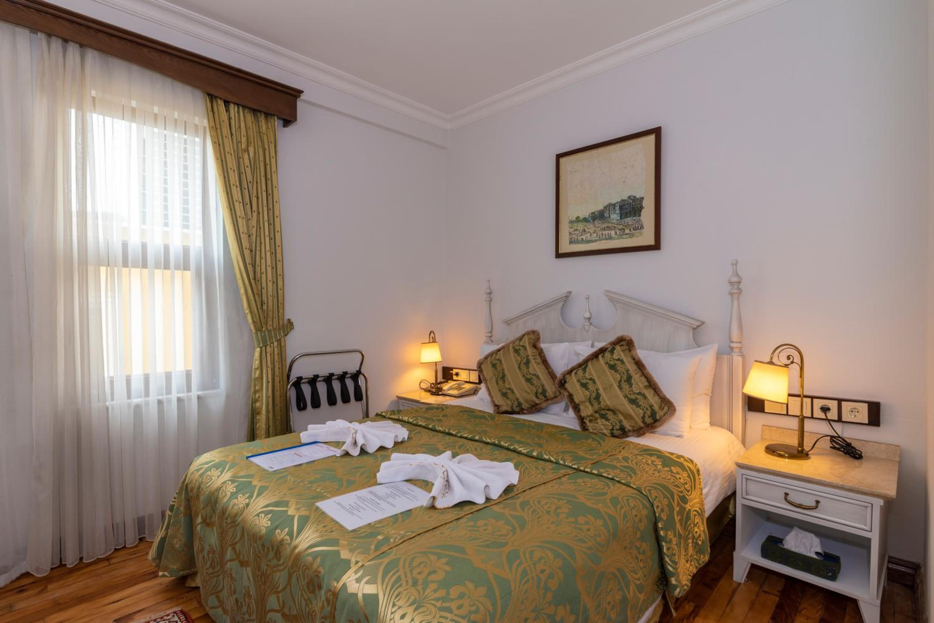 Classic Double or Twin Room photo 3