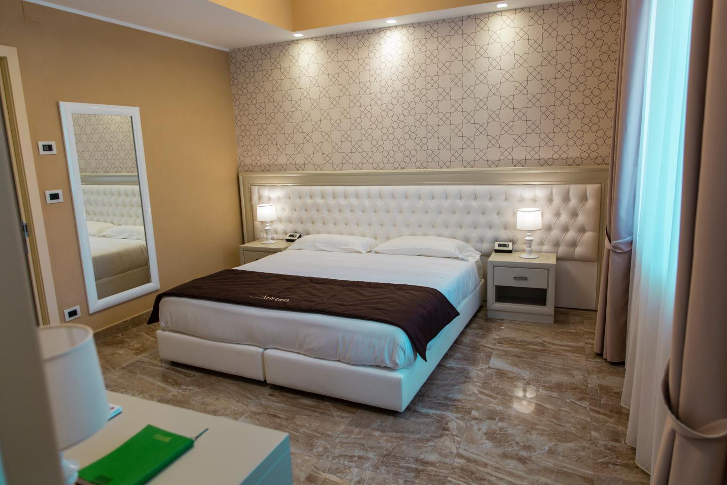 Double Room with Balcony photo 3