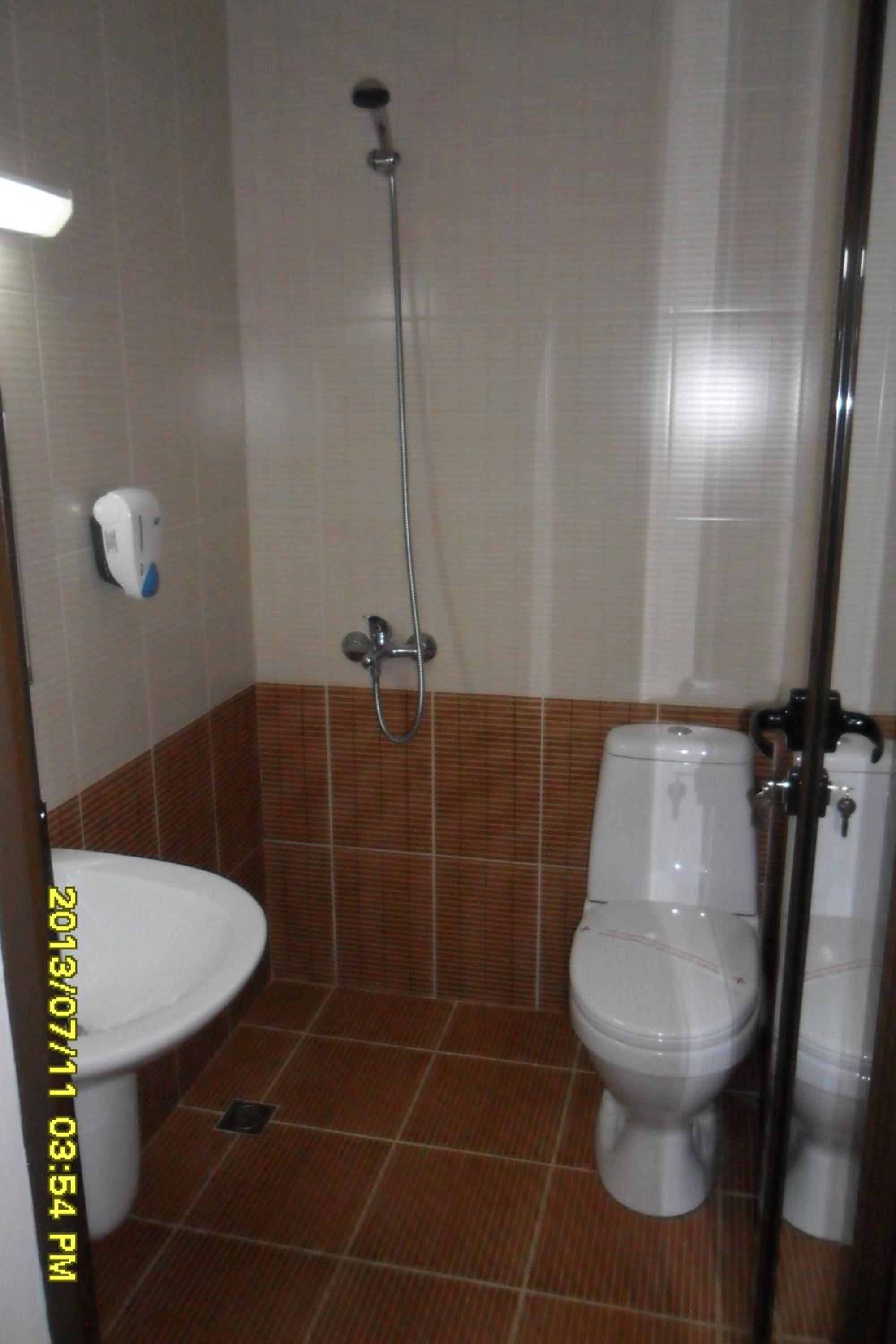 Triple Room - Photo 11