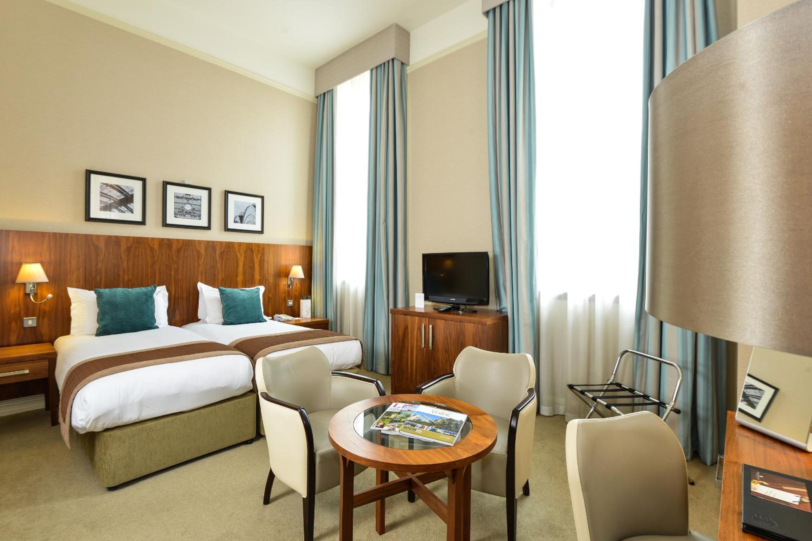 Classic Twin Room - Photo 5