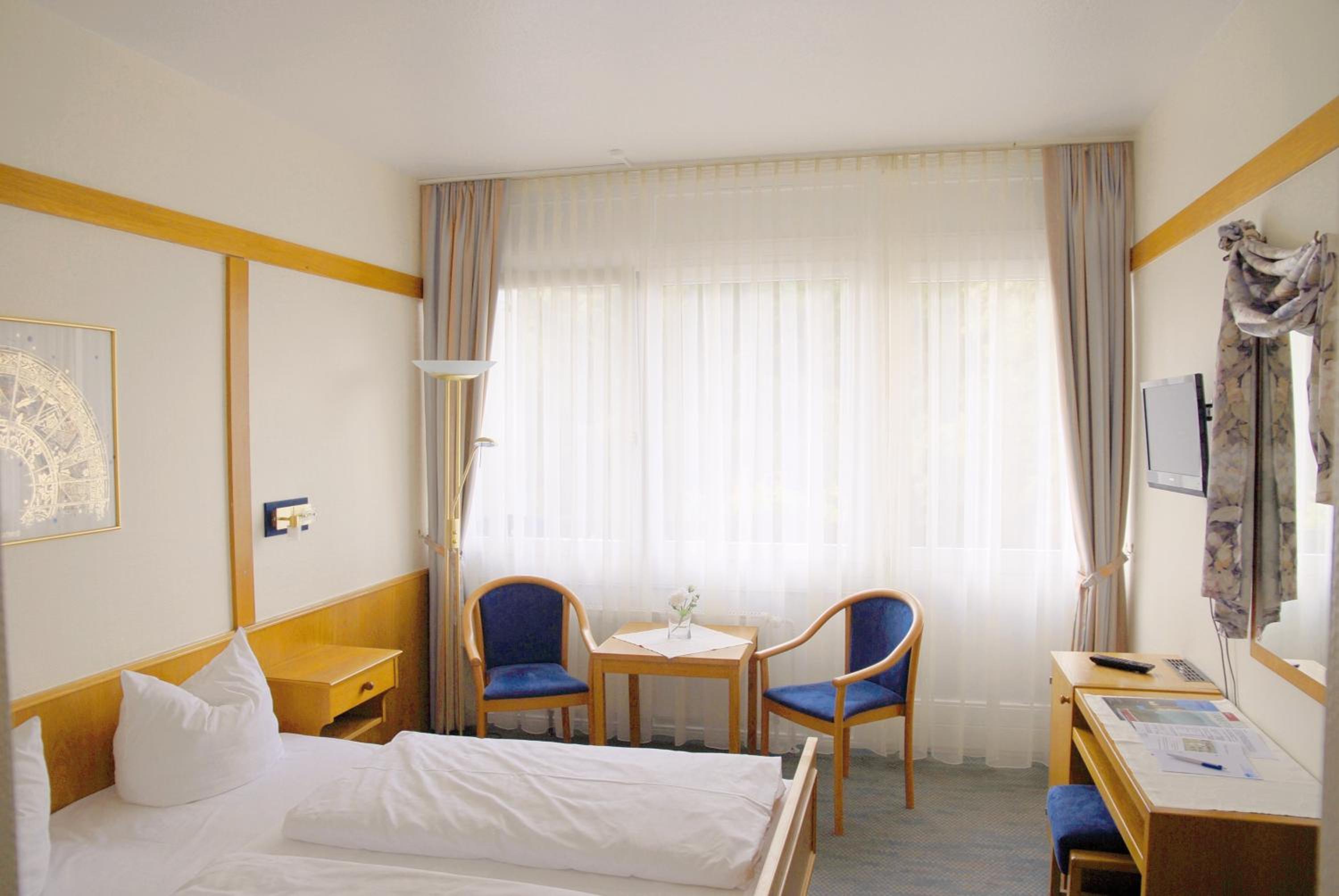 Double Room - Photo 3