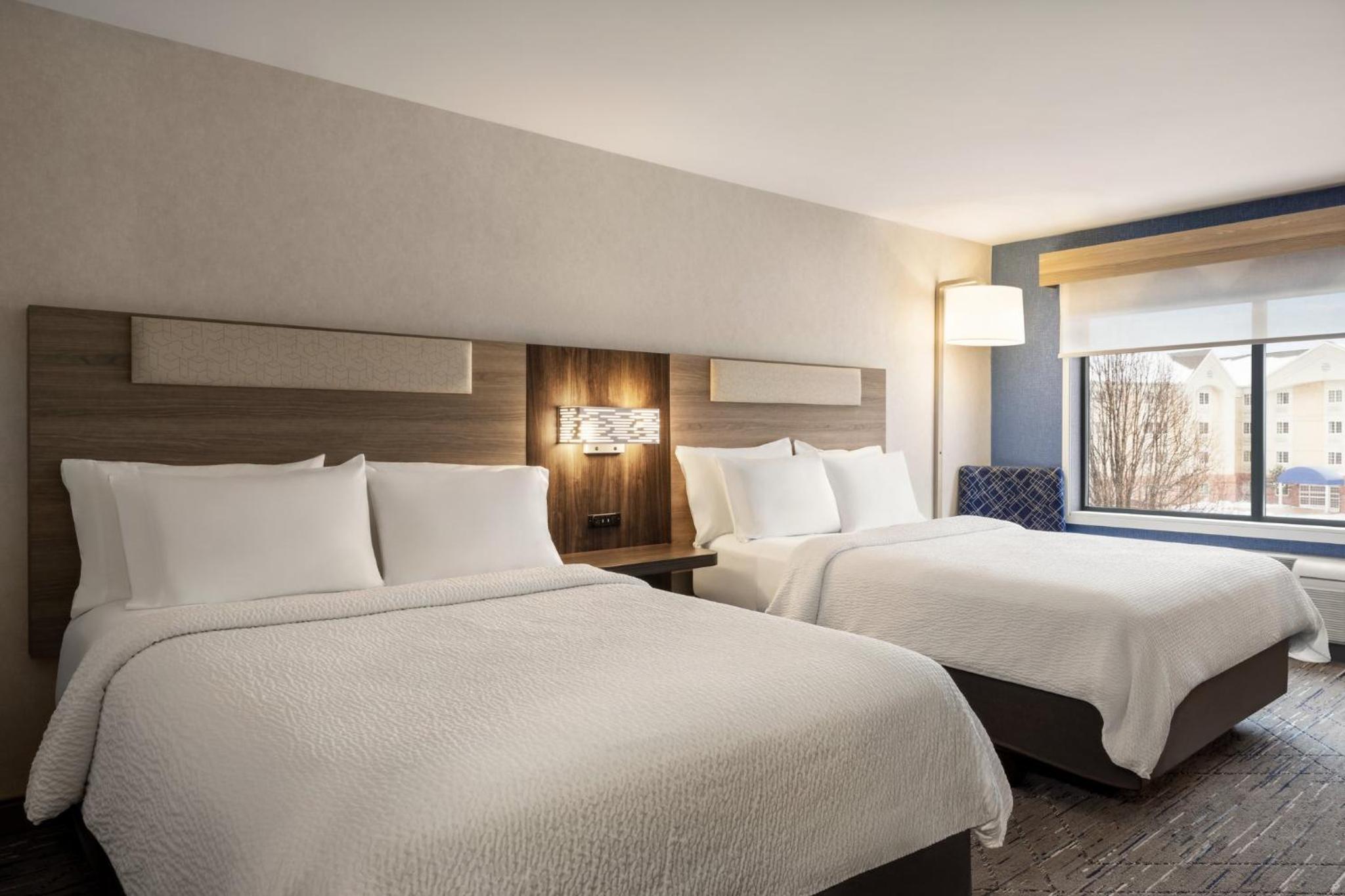Standard Room with Two Queen Beds