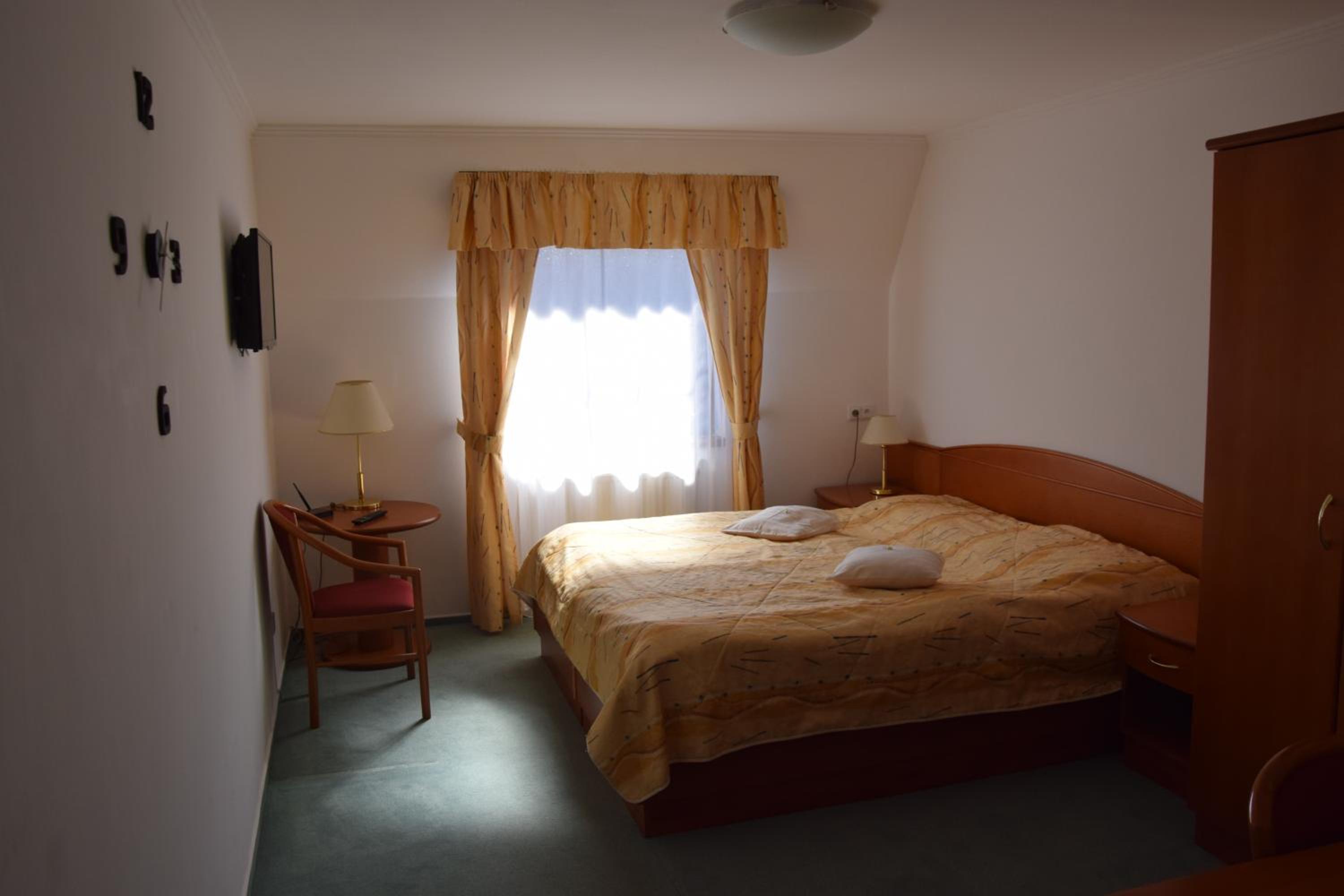 Standard Double Room photo 1