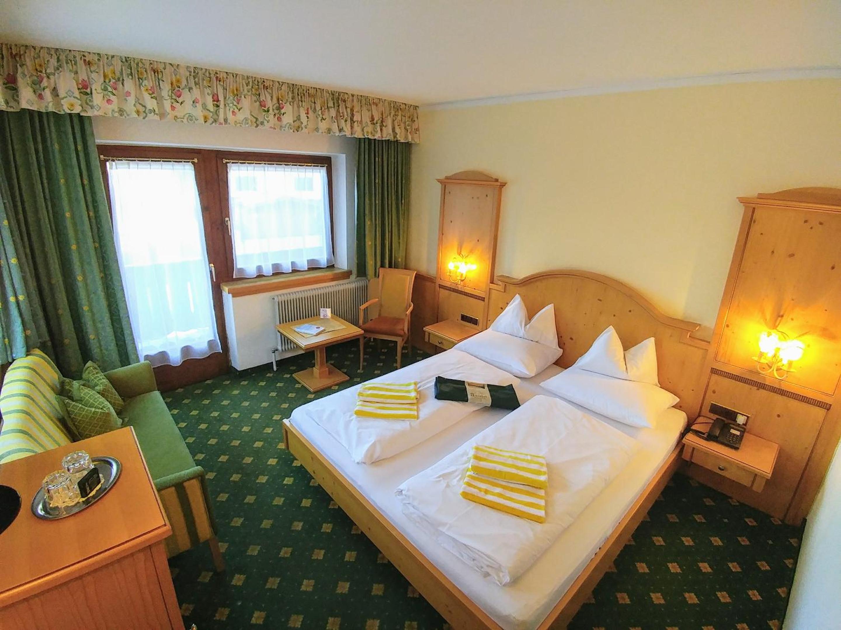 Standard Double Room photo 3