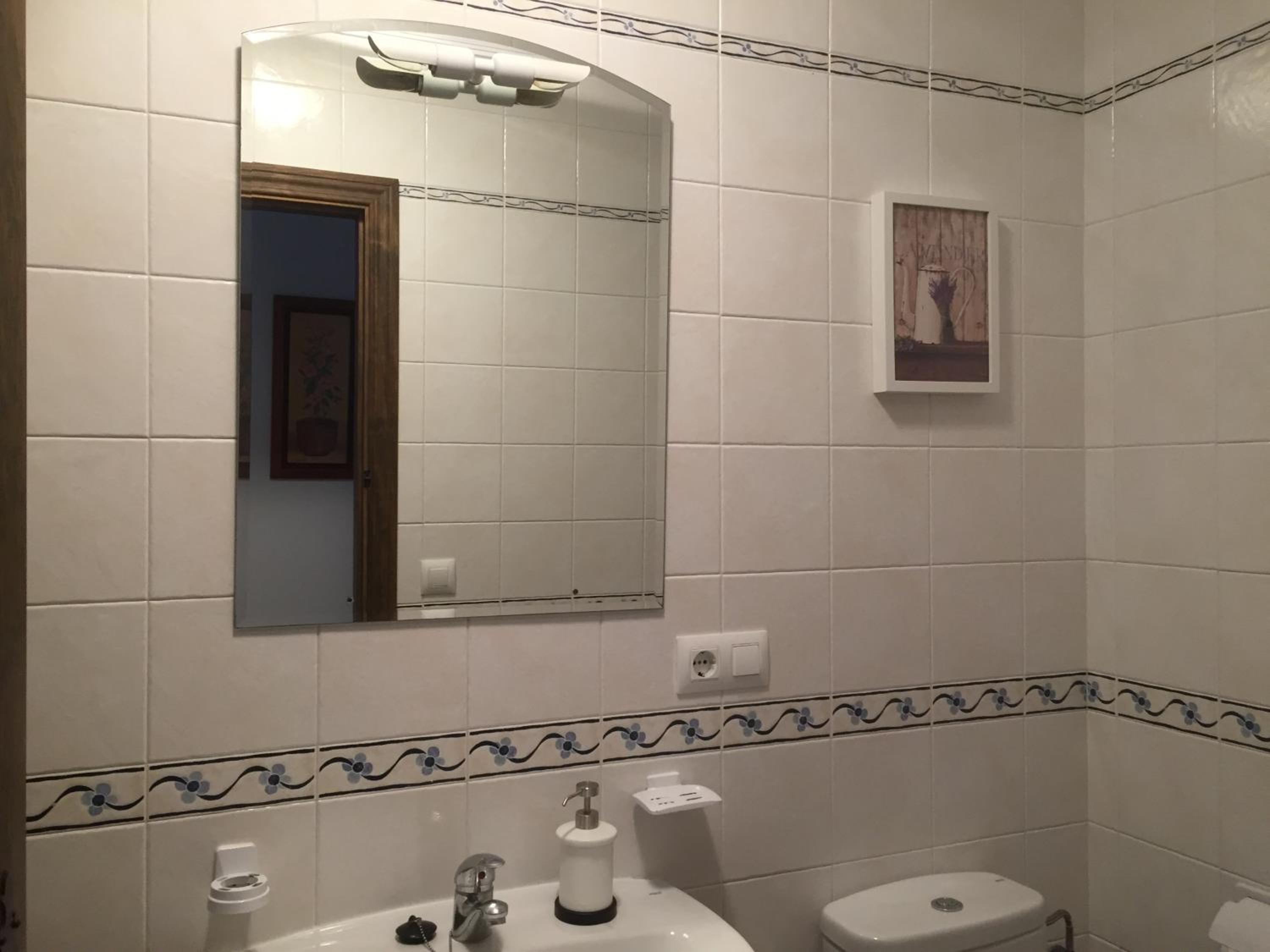 Two-Bedroom Apartment - Photo 21