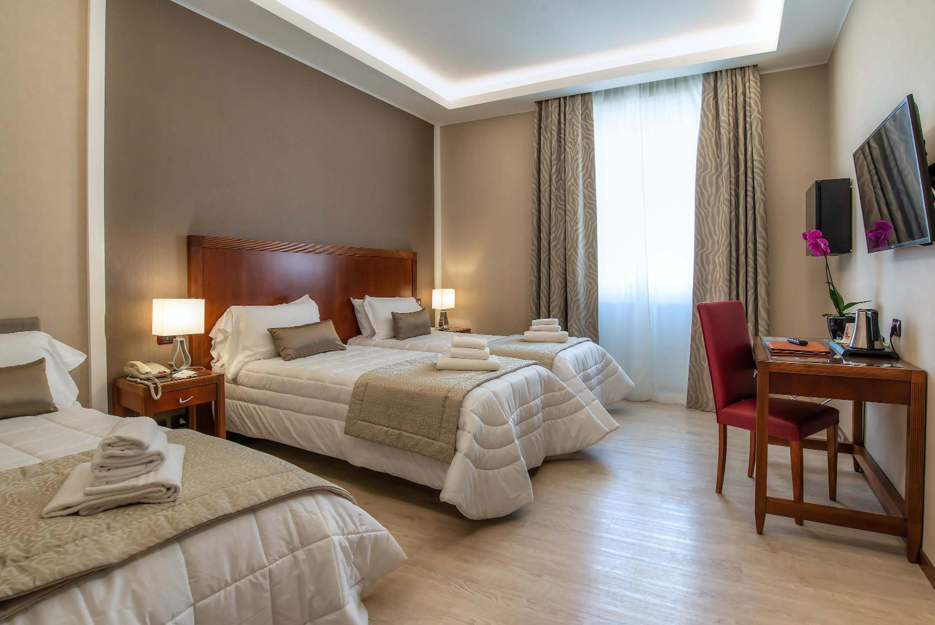 Triple Room