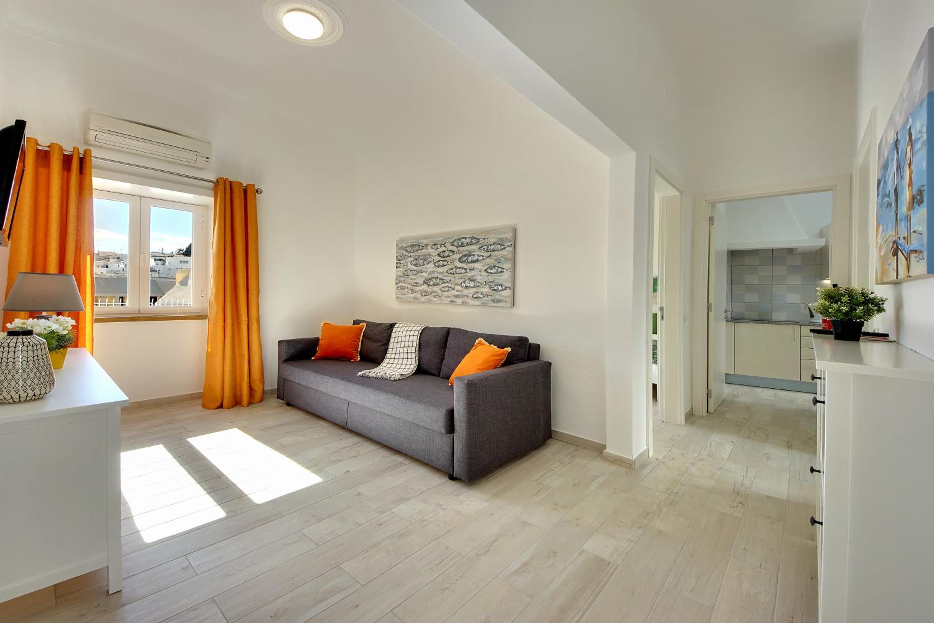Two-Bedroom Apartment (5 Adults) photo 3