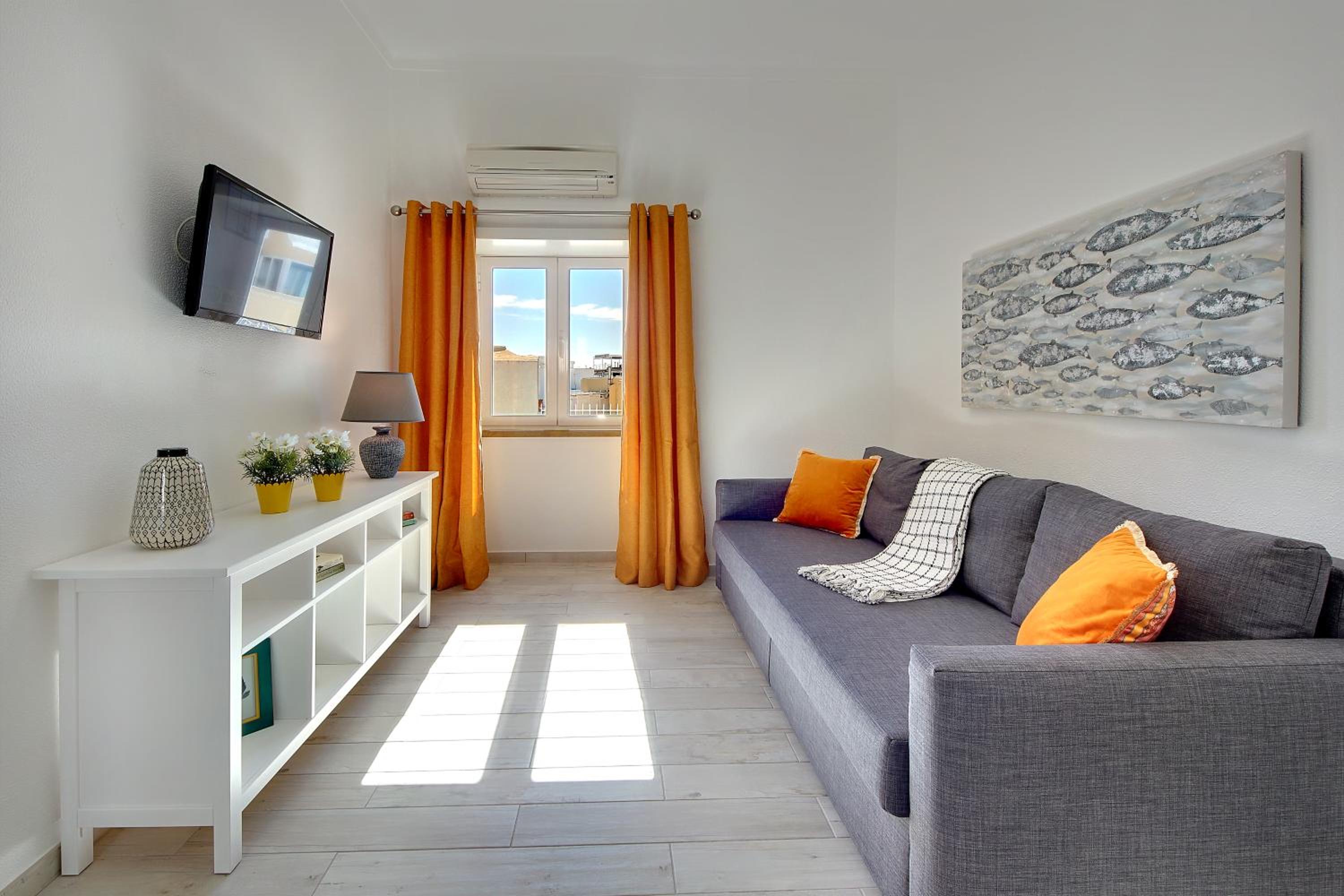 Two-Bedroom Apartment (5 Adults) photo 1