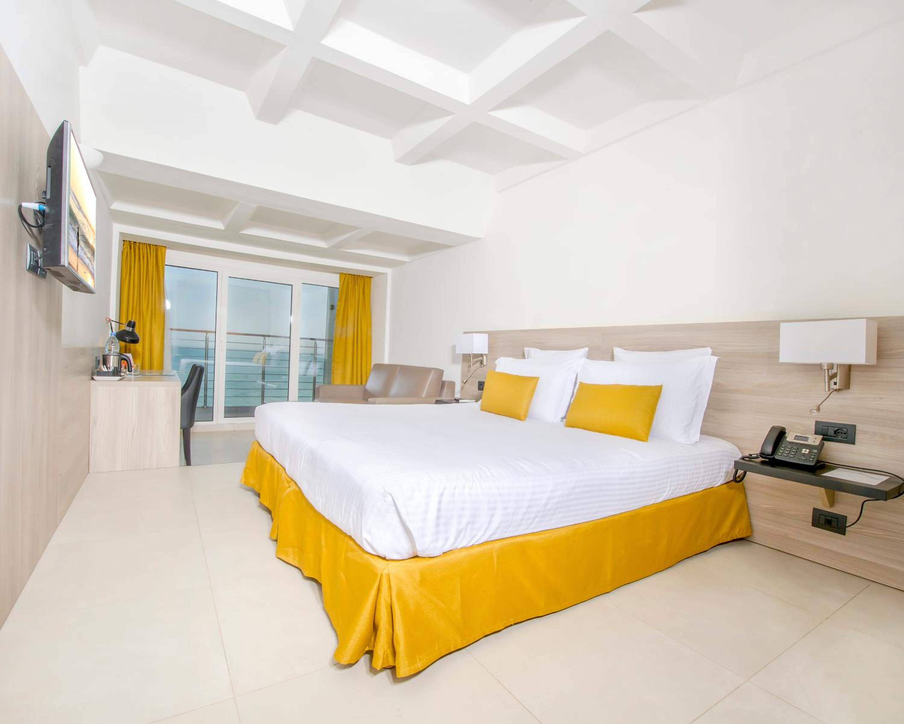 Superior Double Room with Sea View photo 1