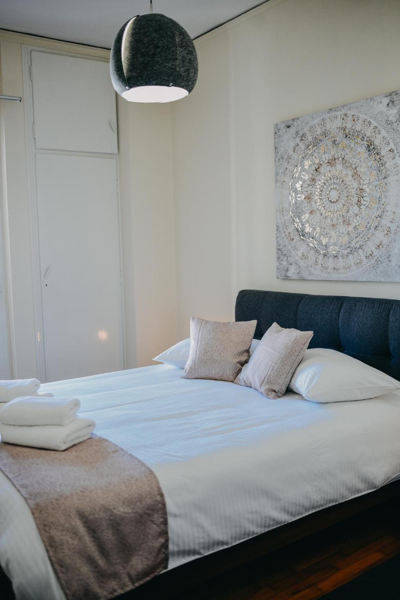 Two-Bedroom Apartment - Photo 27
