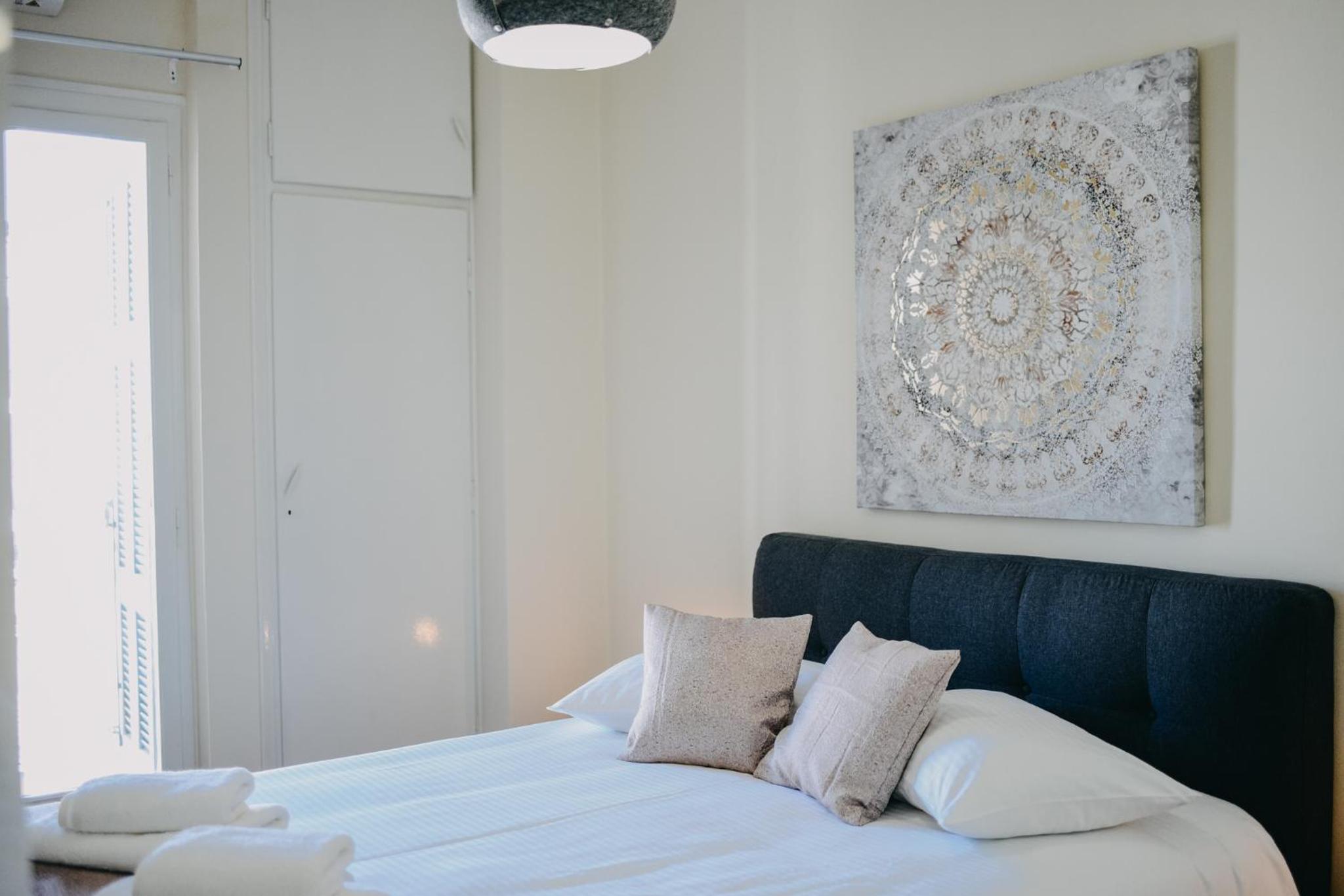 Two-Bedroom Apartment - Photo 31