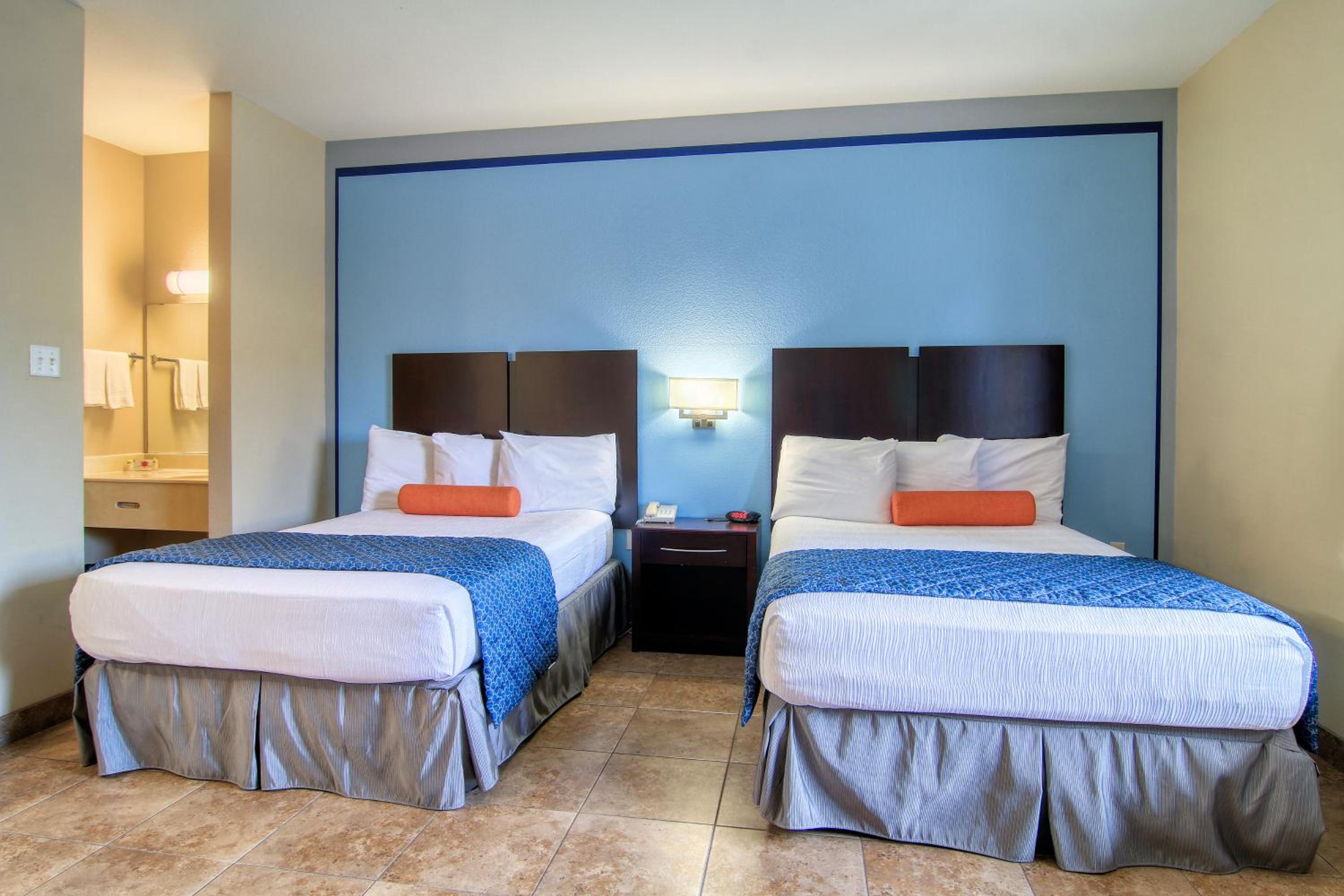 Deluxe Double Room - Photo 10