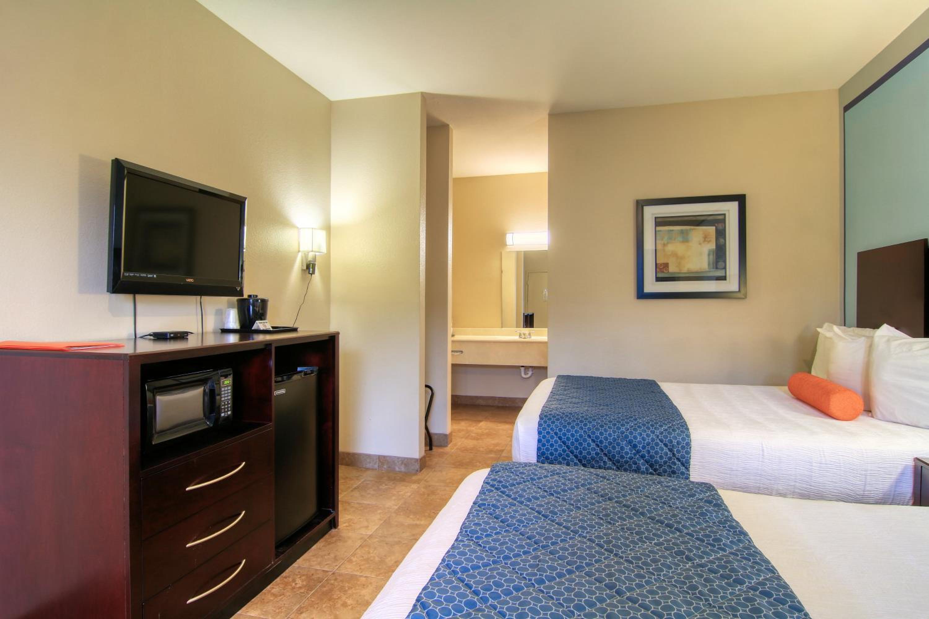 Budget Double Room - Photo 7